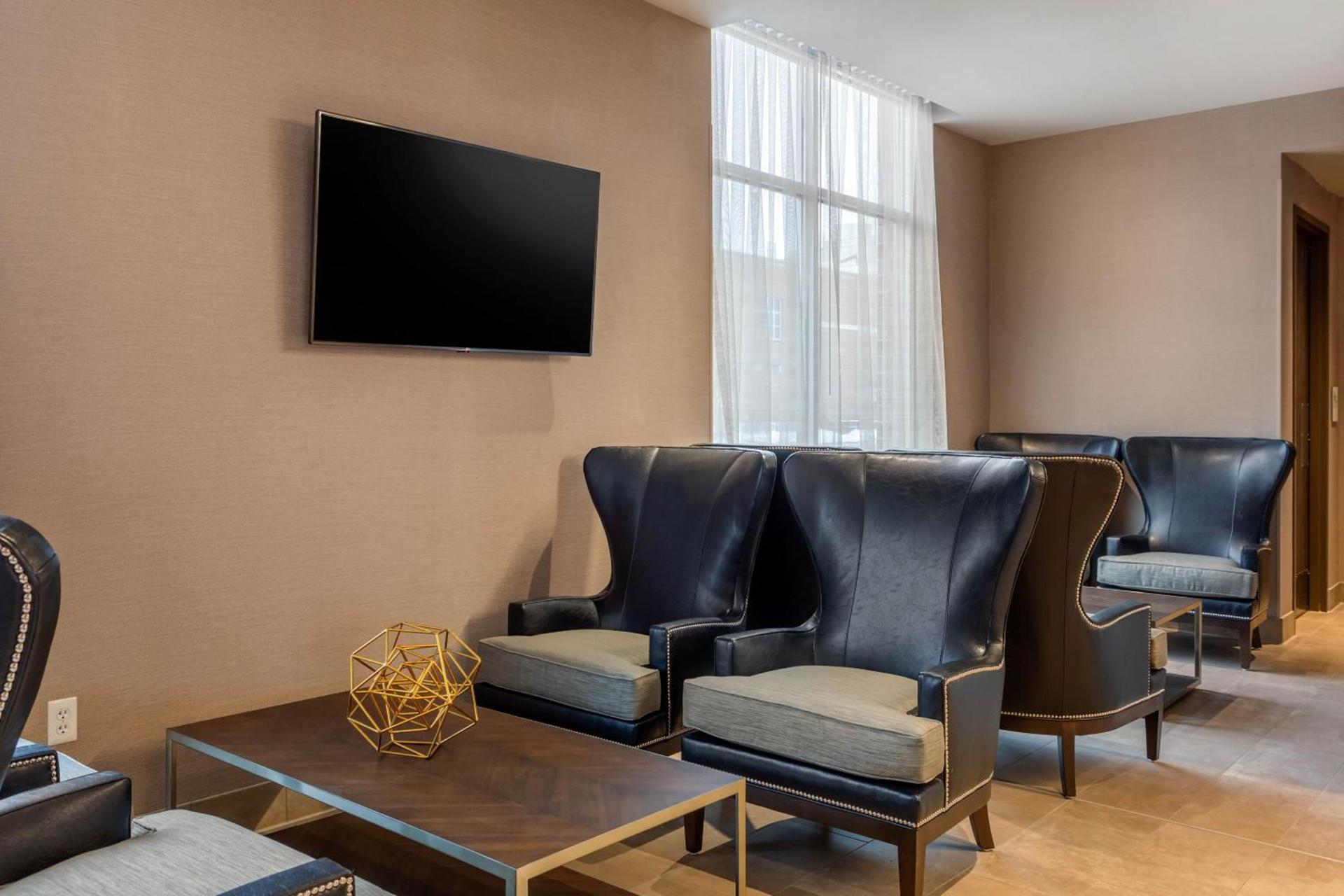 Cambria Hotel Omaha Downtown photo 56