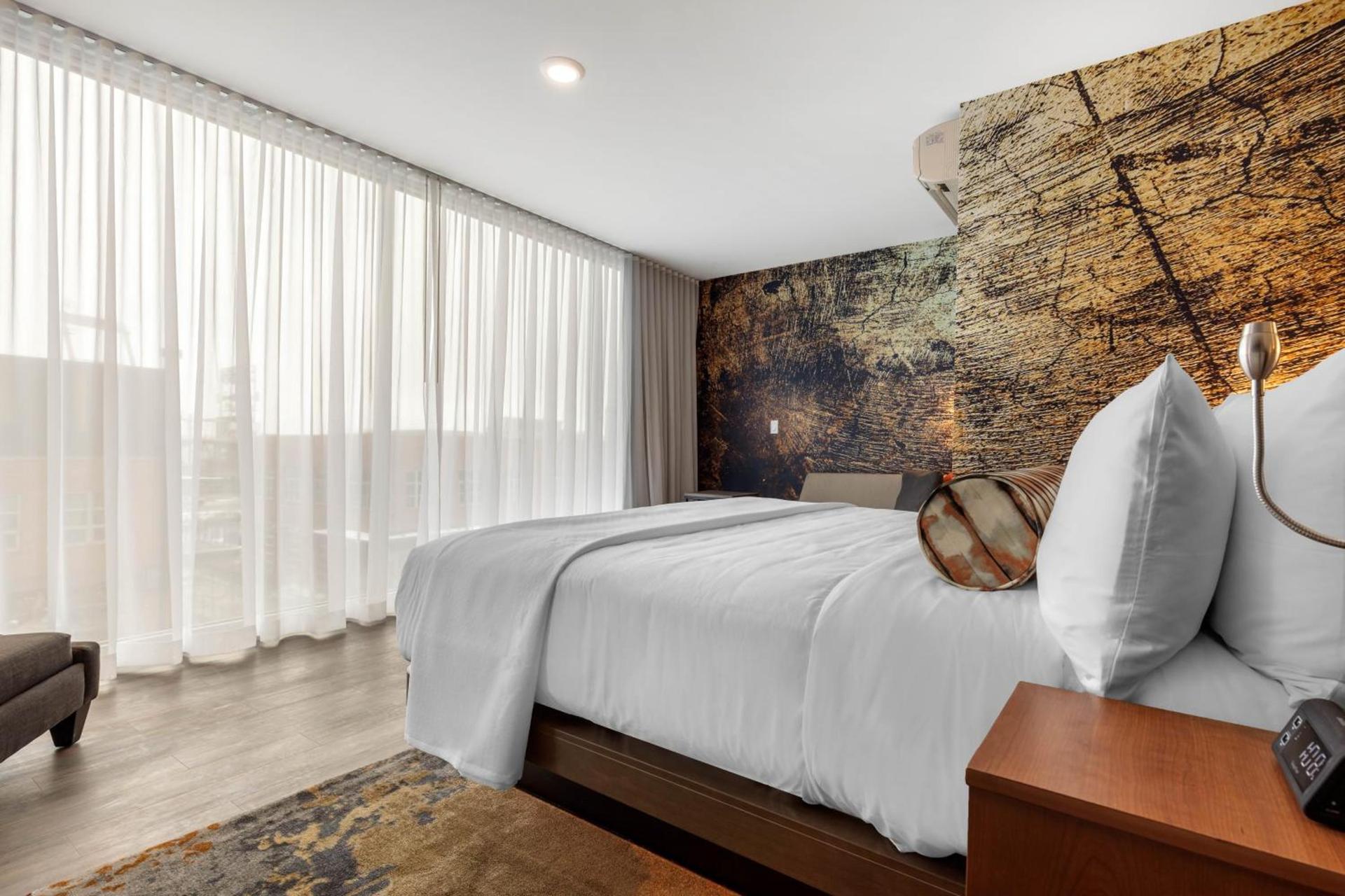 Cambria Hotel Omaha Downtown photo 52
