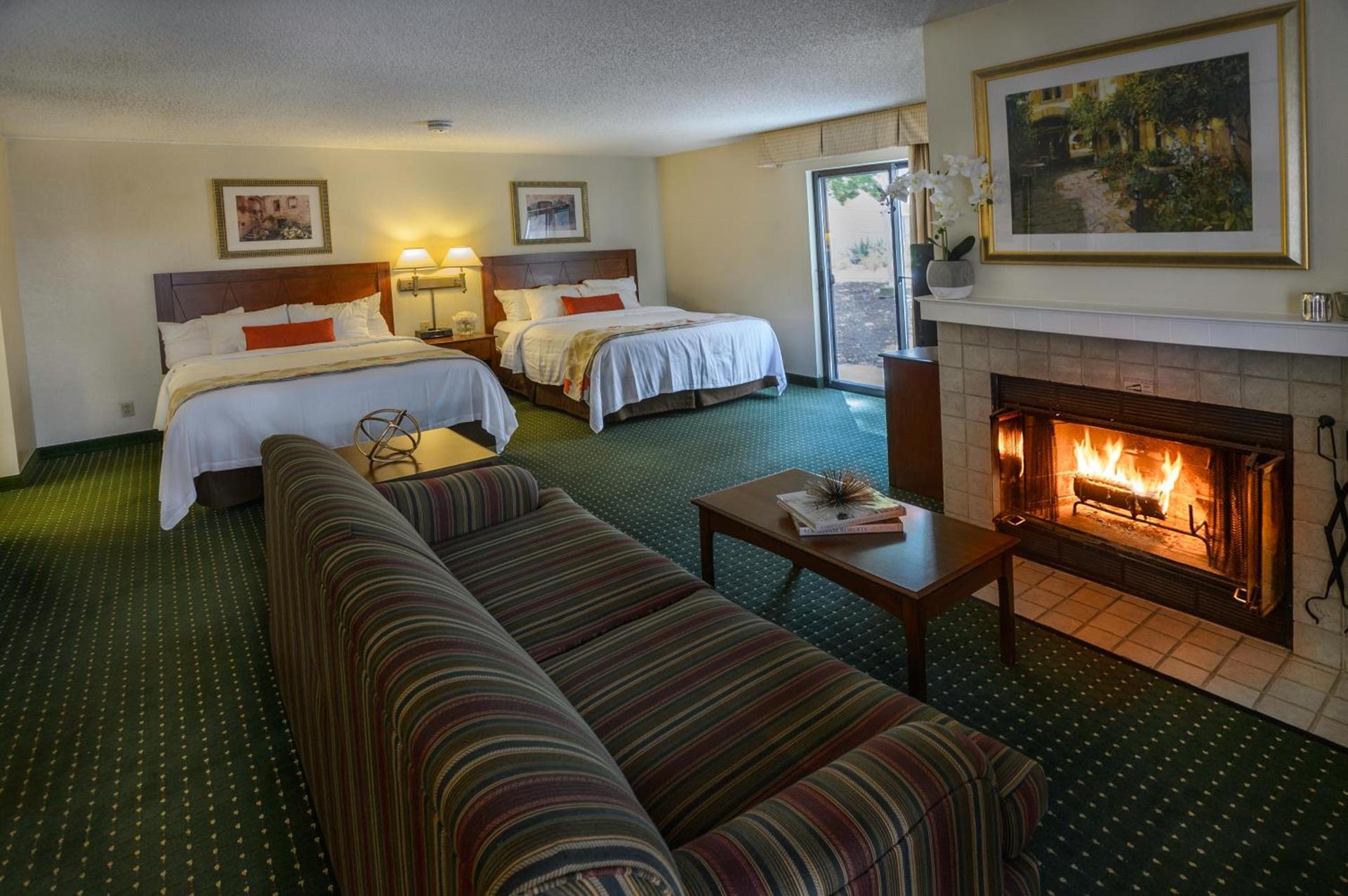 Residences at Daniel Webster photo 26