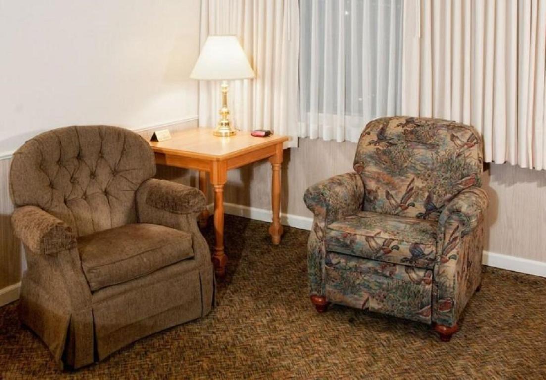 June Lake Motel photo 44