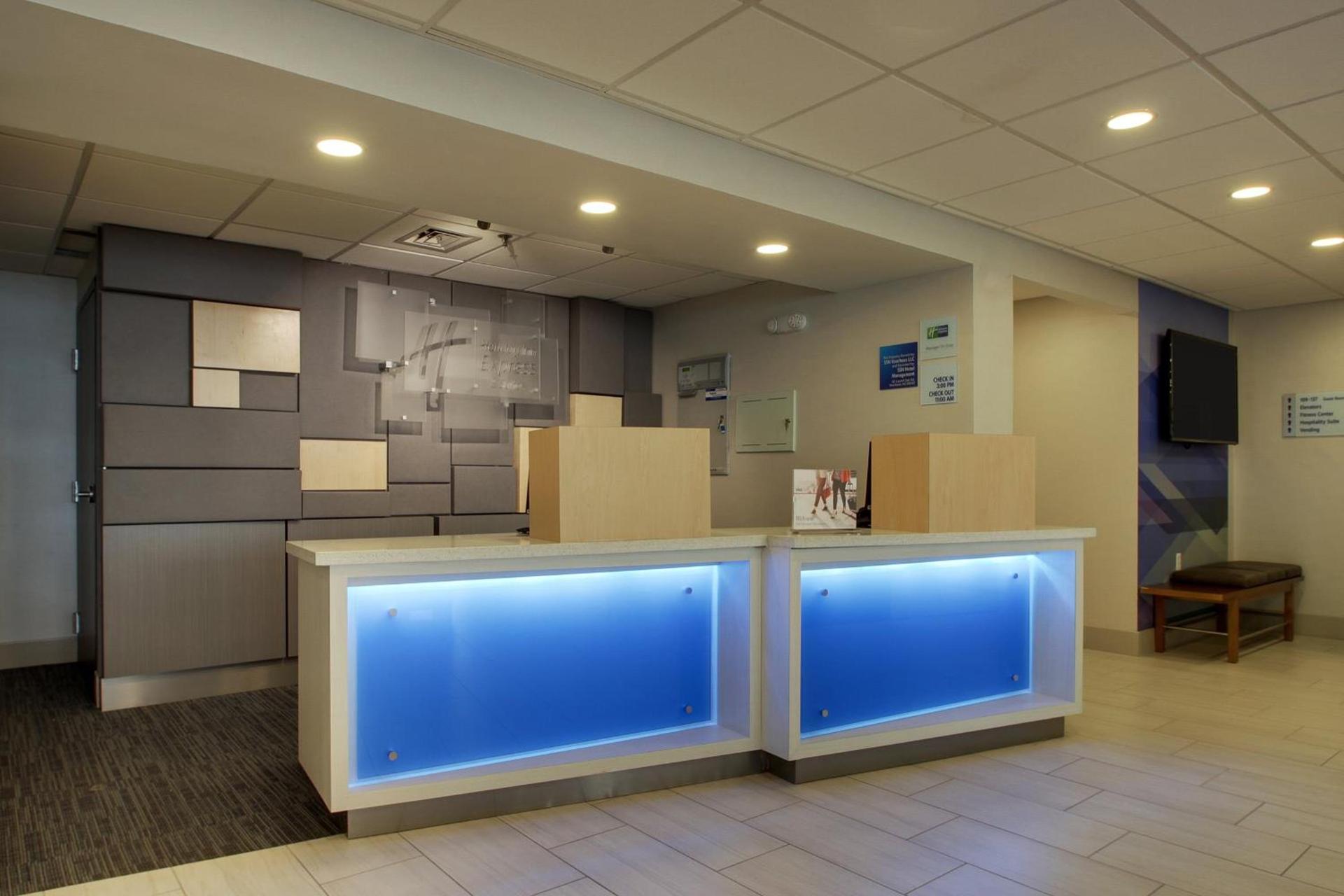 Holiday Inn Express Voorhees/ Mt. Laurel by IHG photo 32