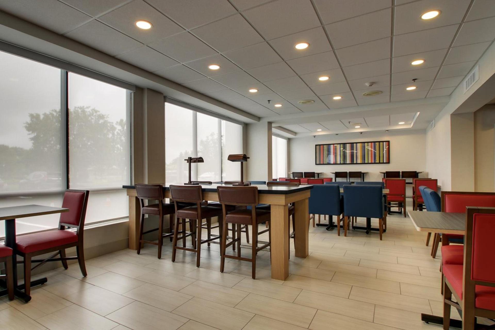 Holiday Inn Express Voorhees/ Mt. Laurel by IHG photo 14