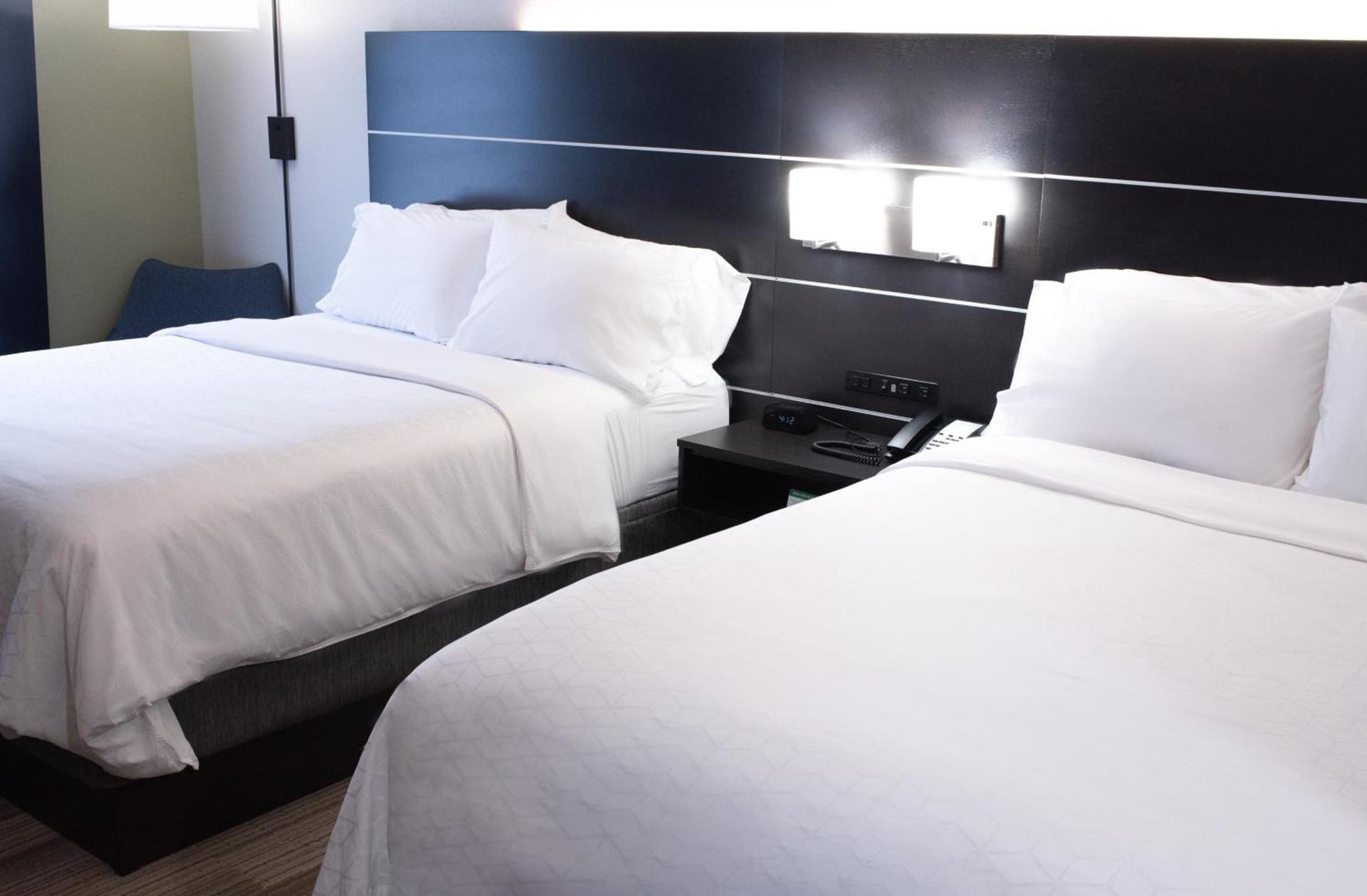 Holiday Inn Express Hotel & Suites Conover - Hickory Area by IHG photo 20