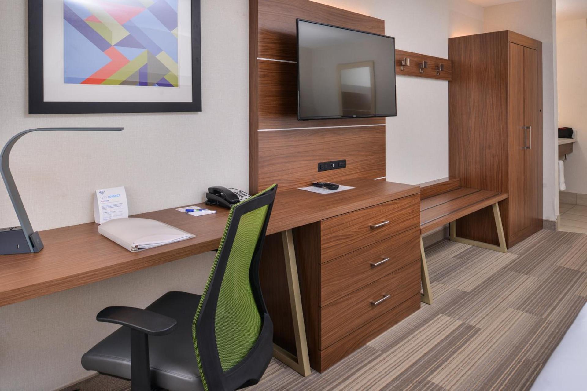 Holiday Inn Express Westley by IHG photo 34