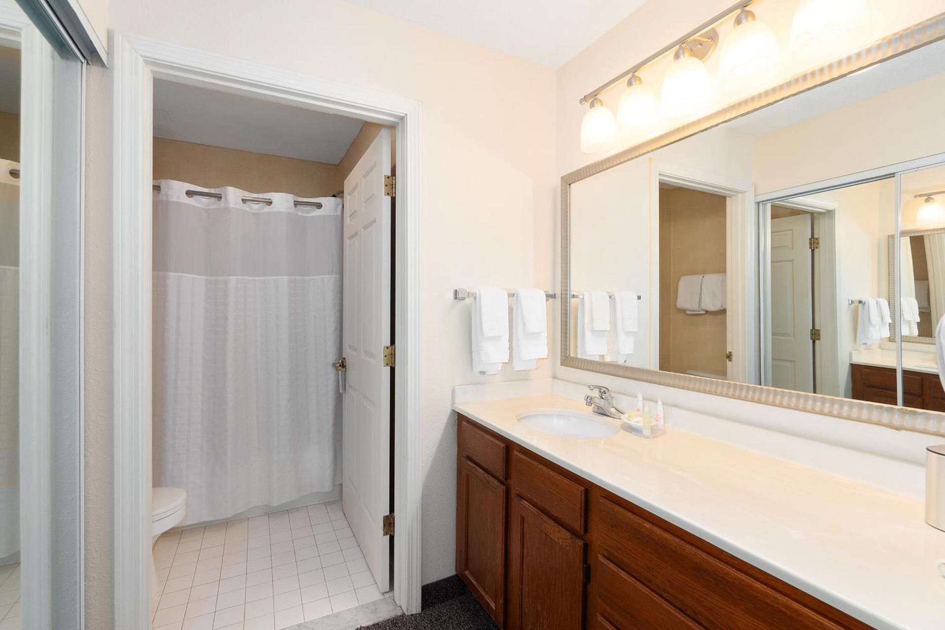 Residences at Daniel Webster photo 38