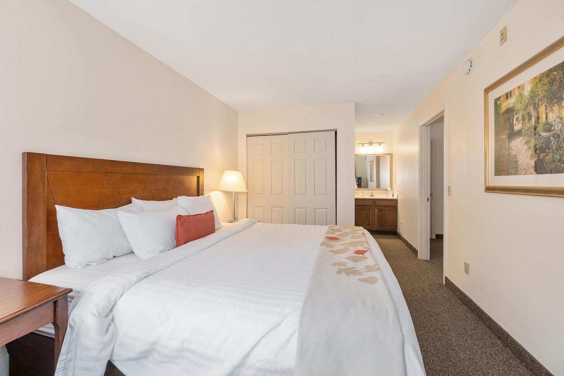 Residences at Daniel Webster photo 58