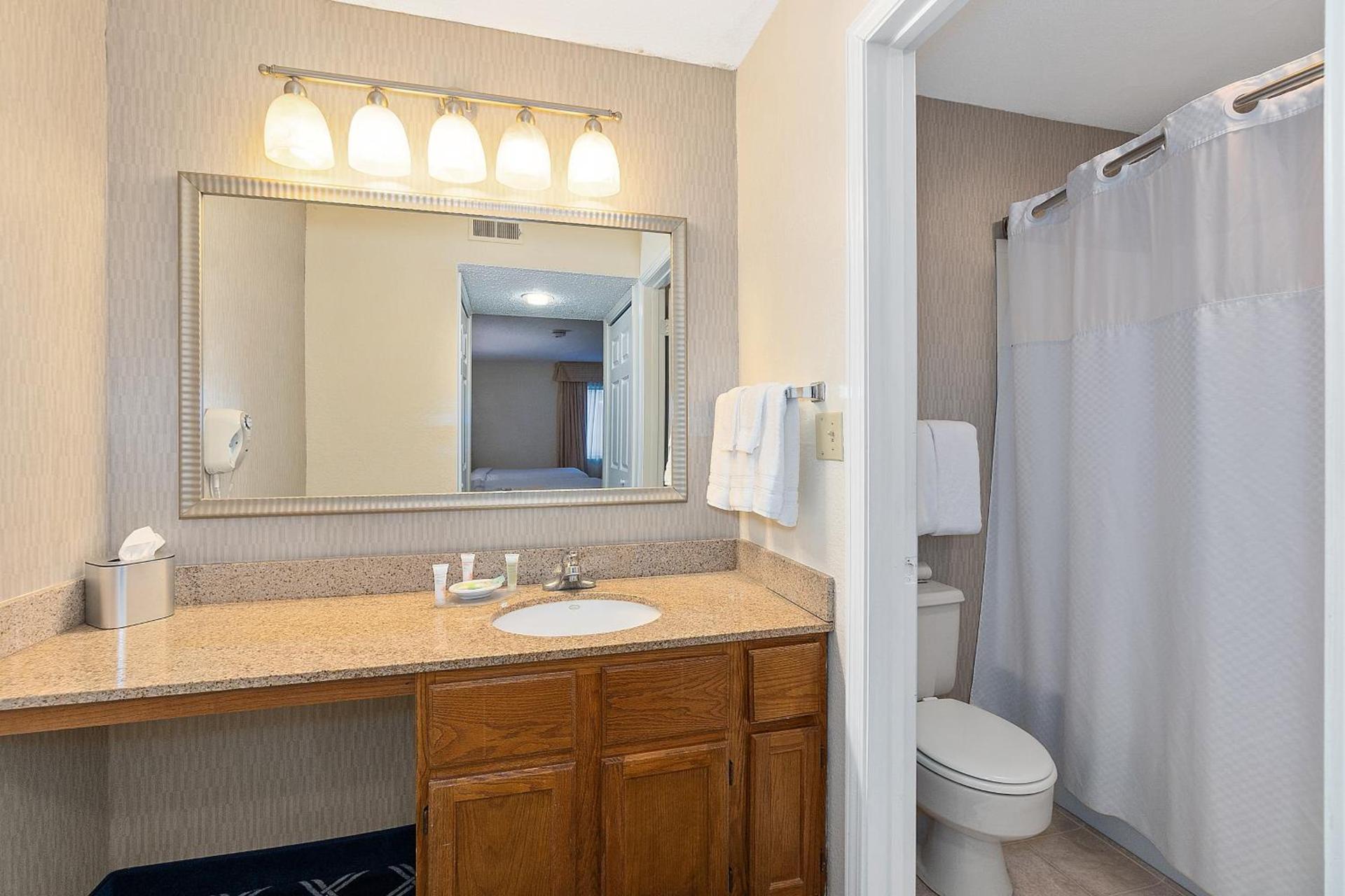 Residences at Daniel Webster photo 54