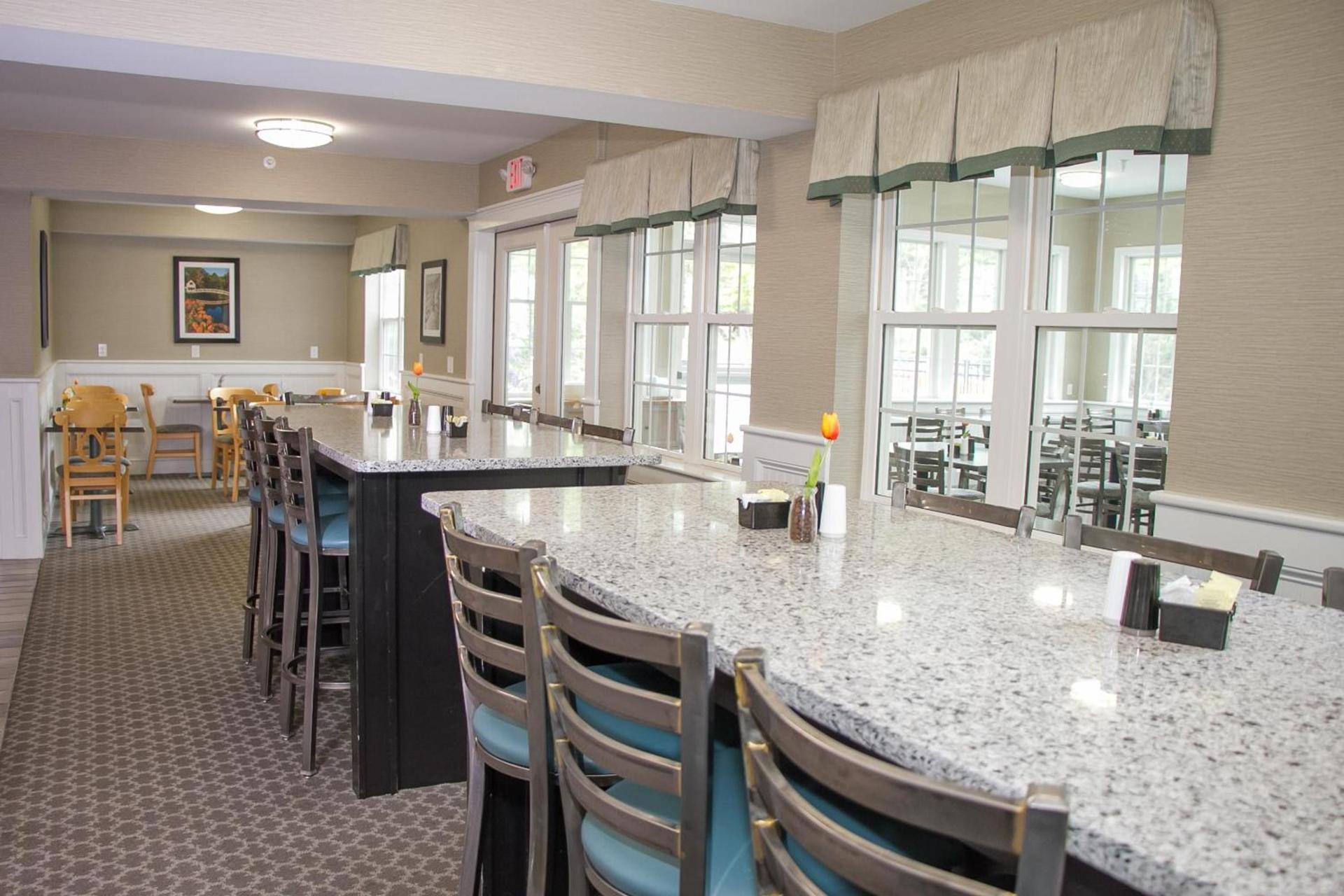 Acadia Inn photo 8