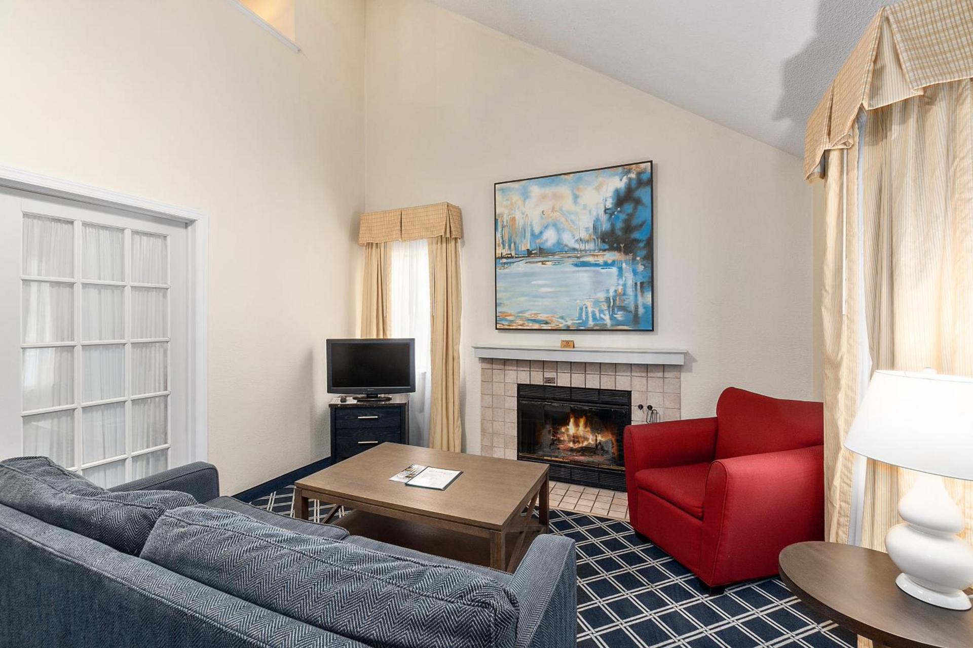 Residences at Daniel Webster photo 70