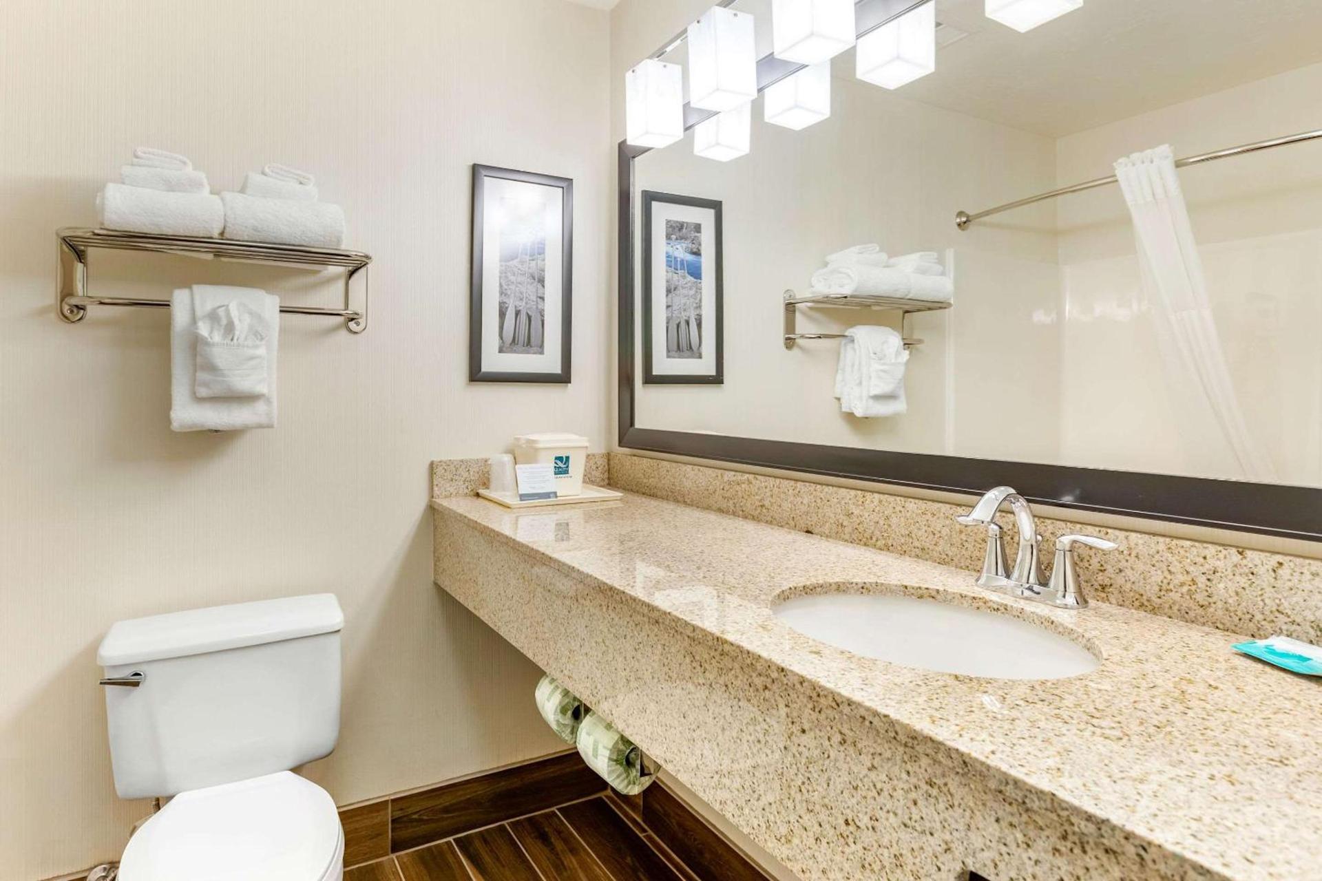 Quality Inn & Suites University Fort Collins photo 25