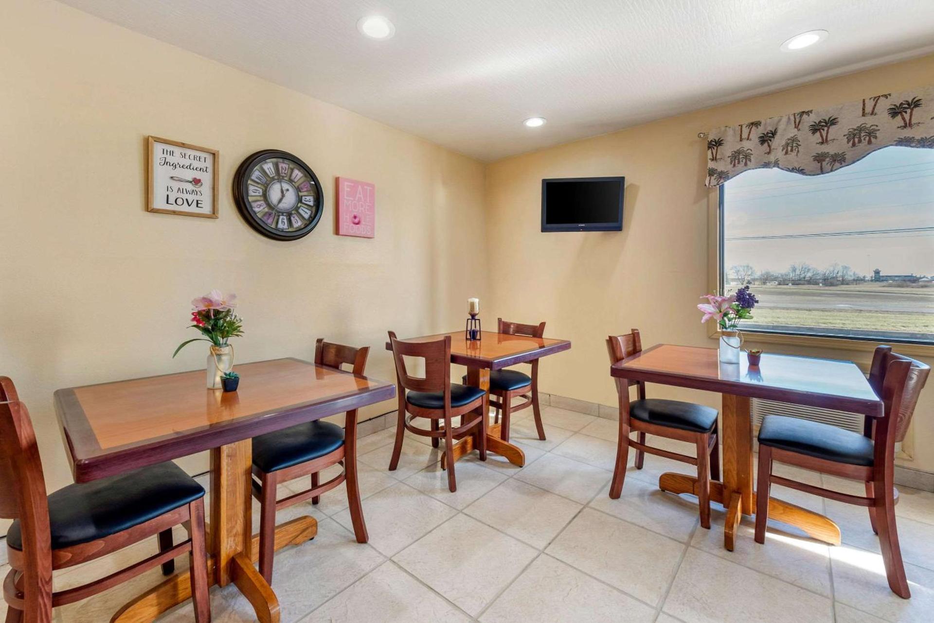 Rodeway Inn Jeffersonville - Washington Court House — hotel in Jeffersonville