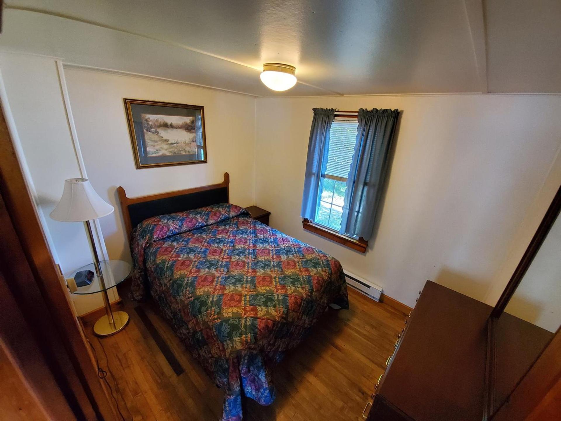 Lake View Motel photo 27