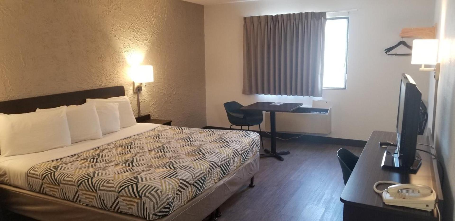 Motel 6-Elk Grove Village, IL - O'Hare photo 31