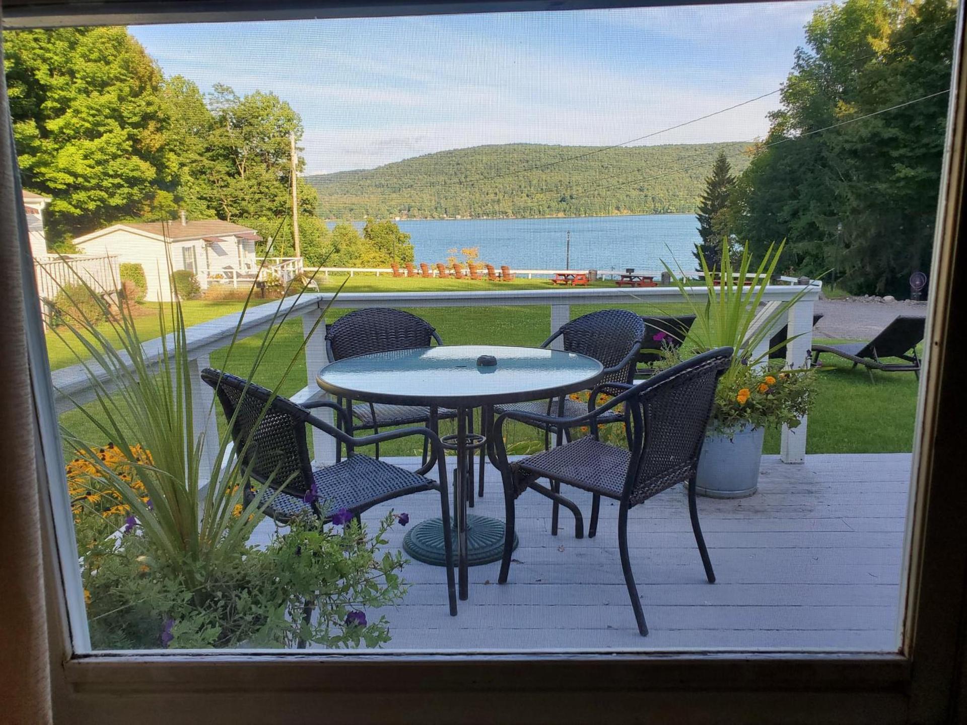 Lake View Motel photo 14