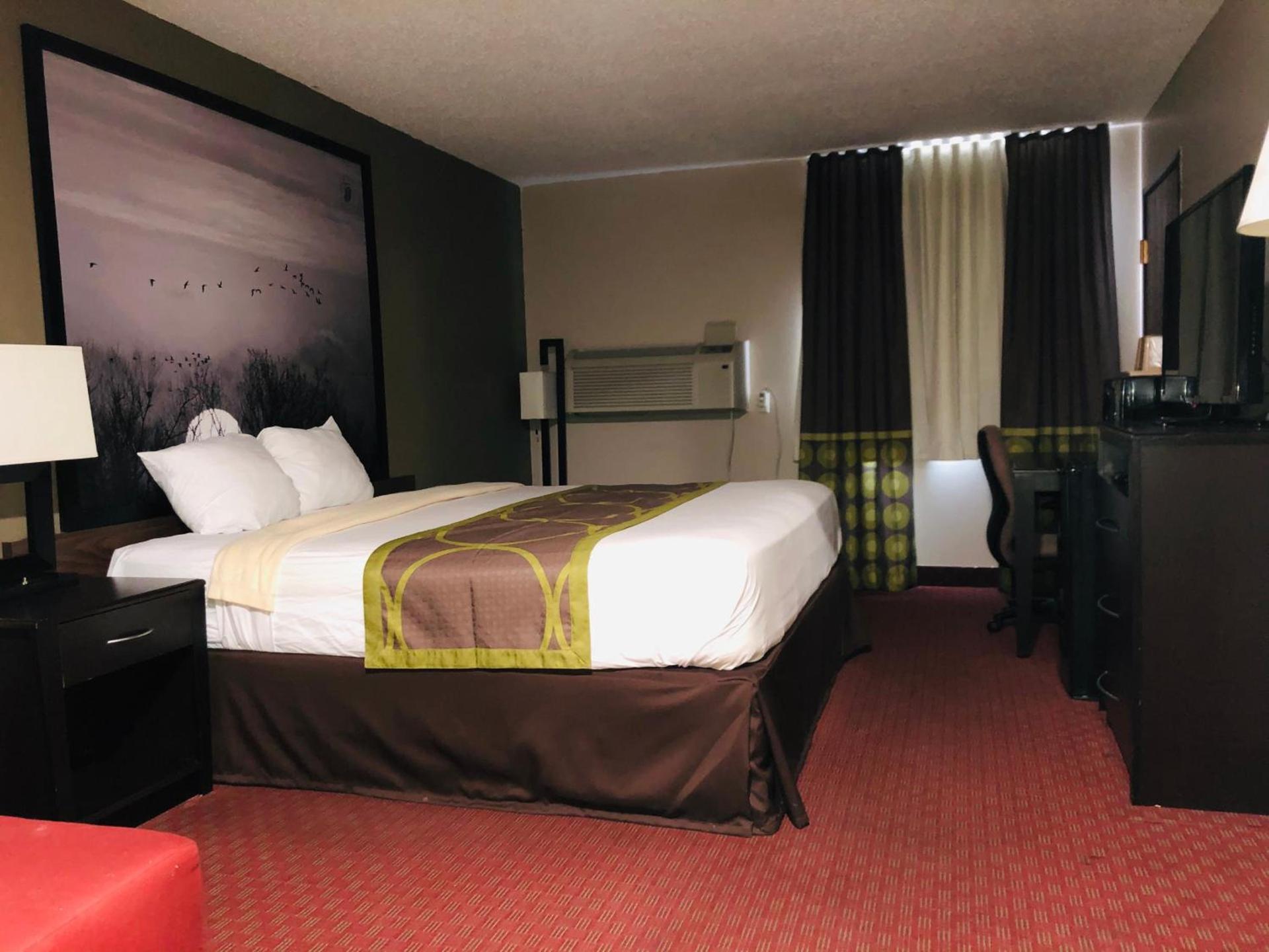 Super 8 by Wyndham Omaha SW photo 86