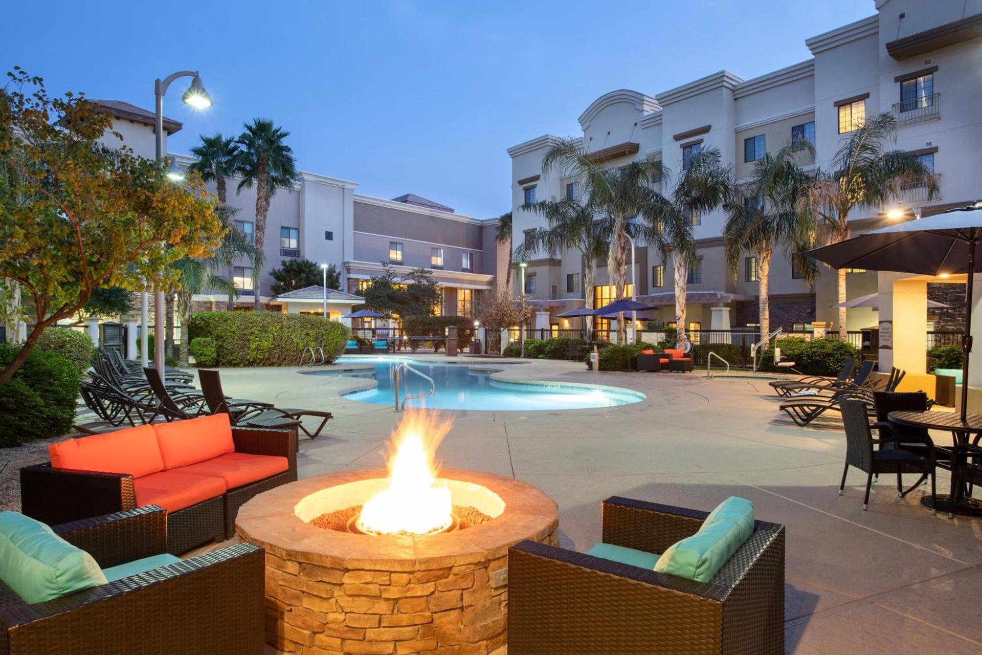 Holiday Inn Express & Suites Phoenix Glendale Dist by IHG photo 20