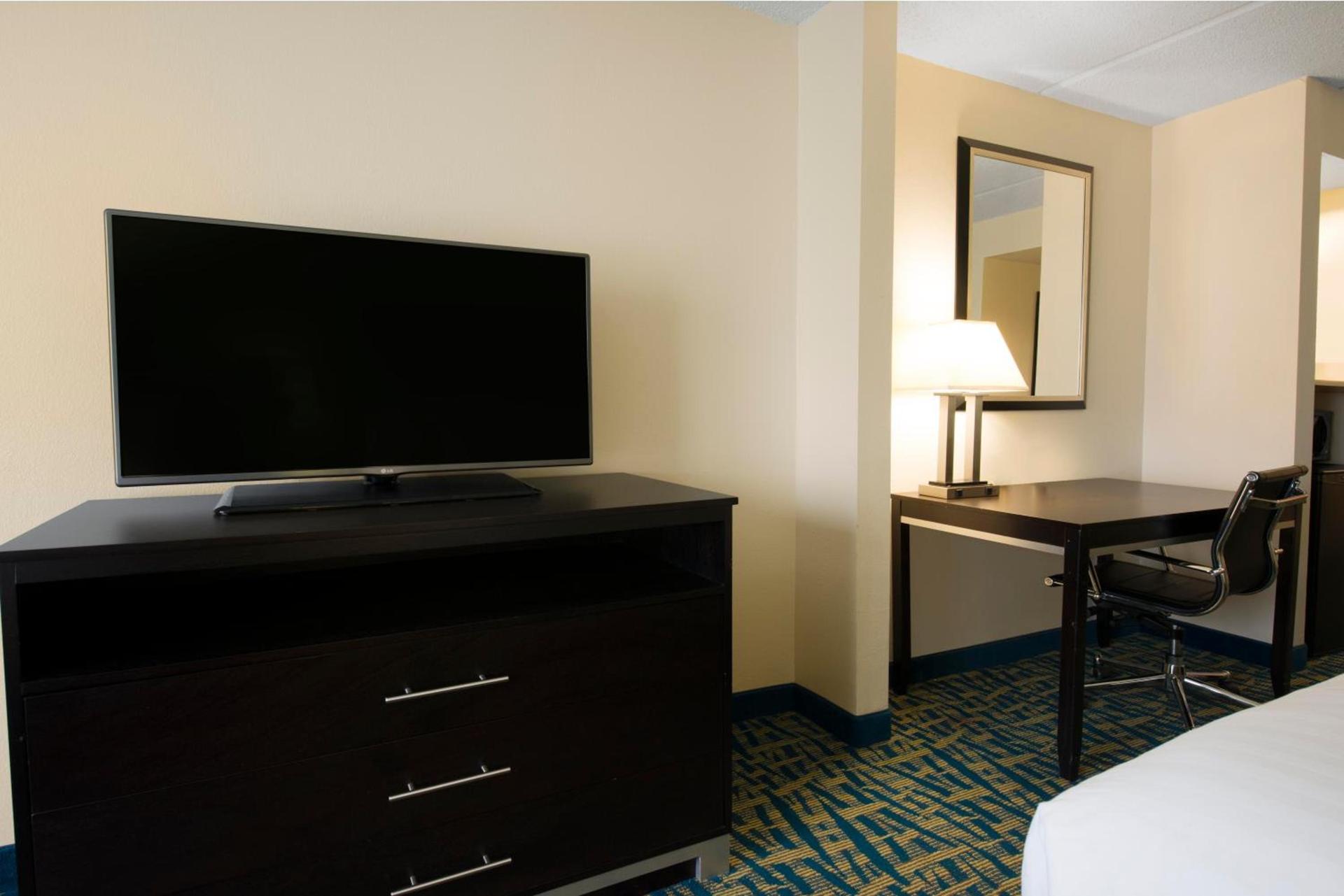 Holiday Inn Savannah South - I-95 Gateway by IHG photo 12
