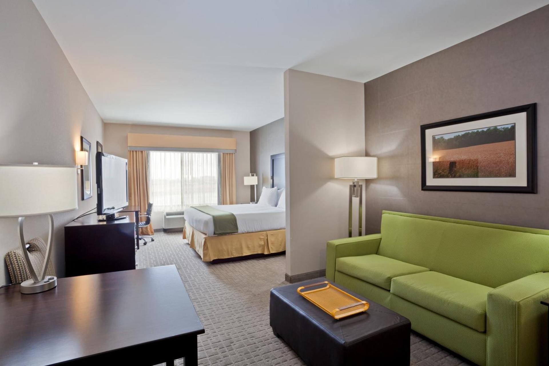 Holiday Inn Express Hays by IHG photo 40