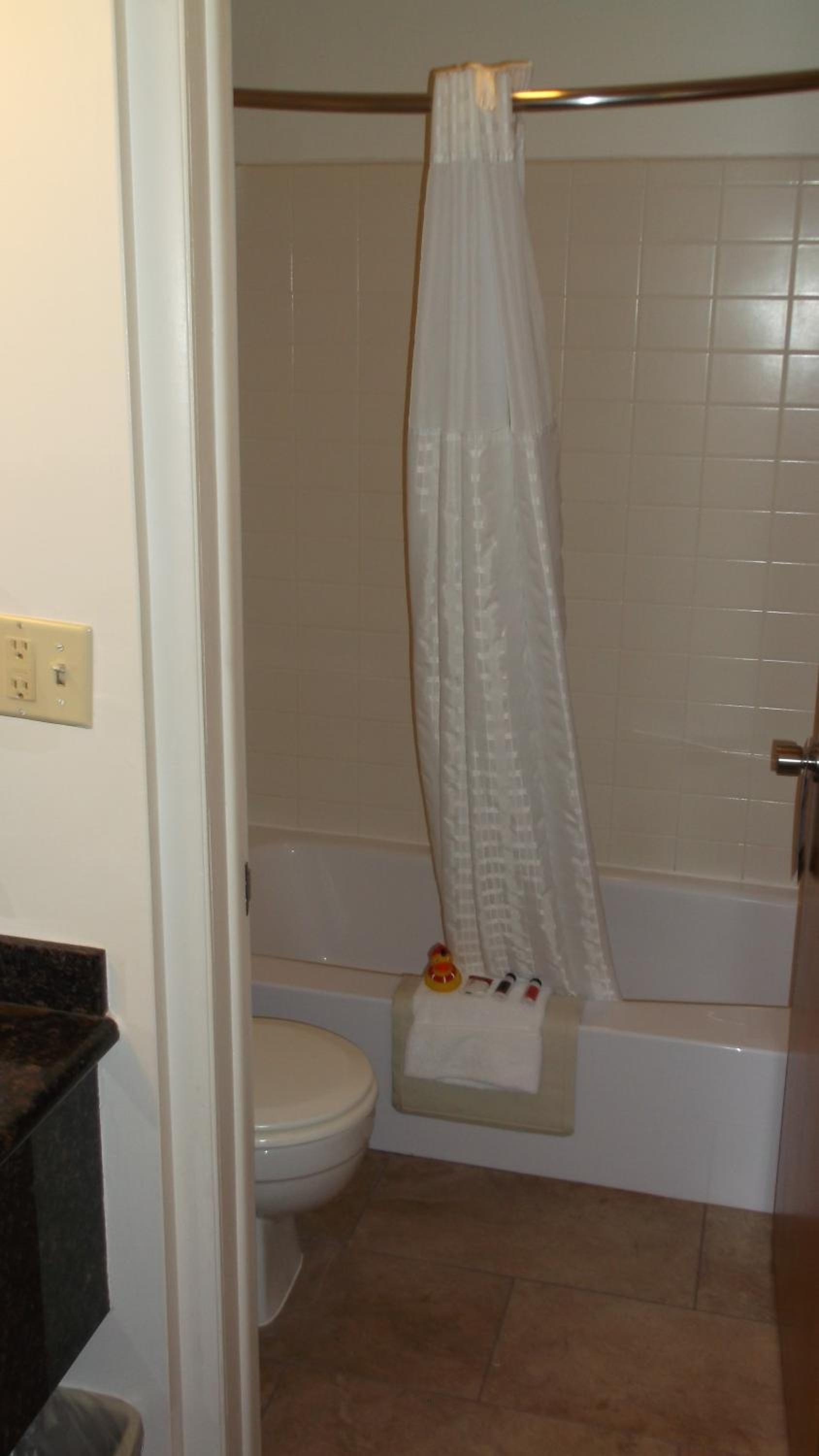 Super 8 by Wyndham Salina/Scenic Hills Area photo 21