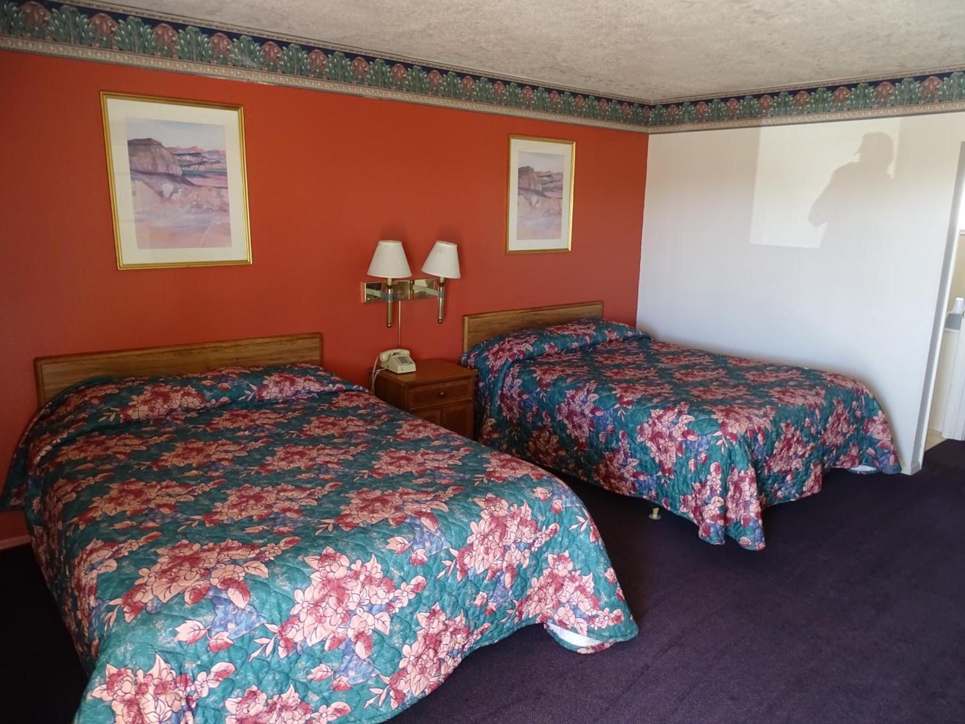 Downtown Inn photo 12