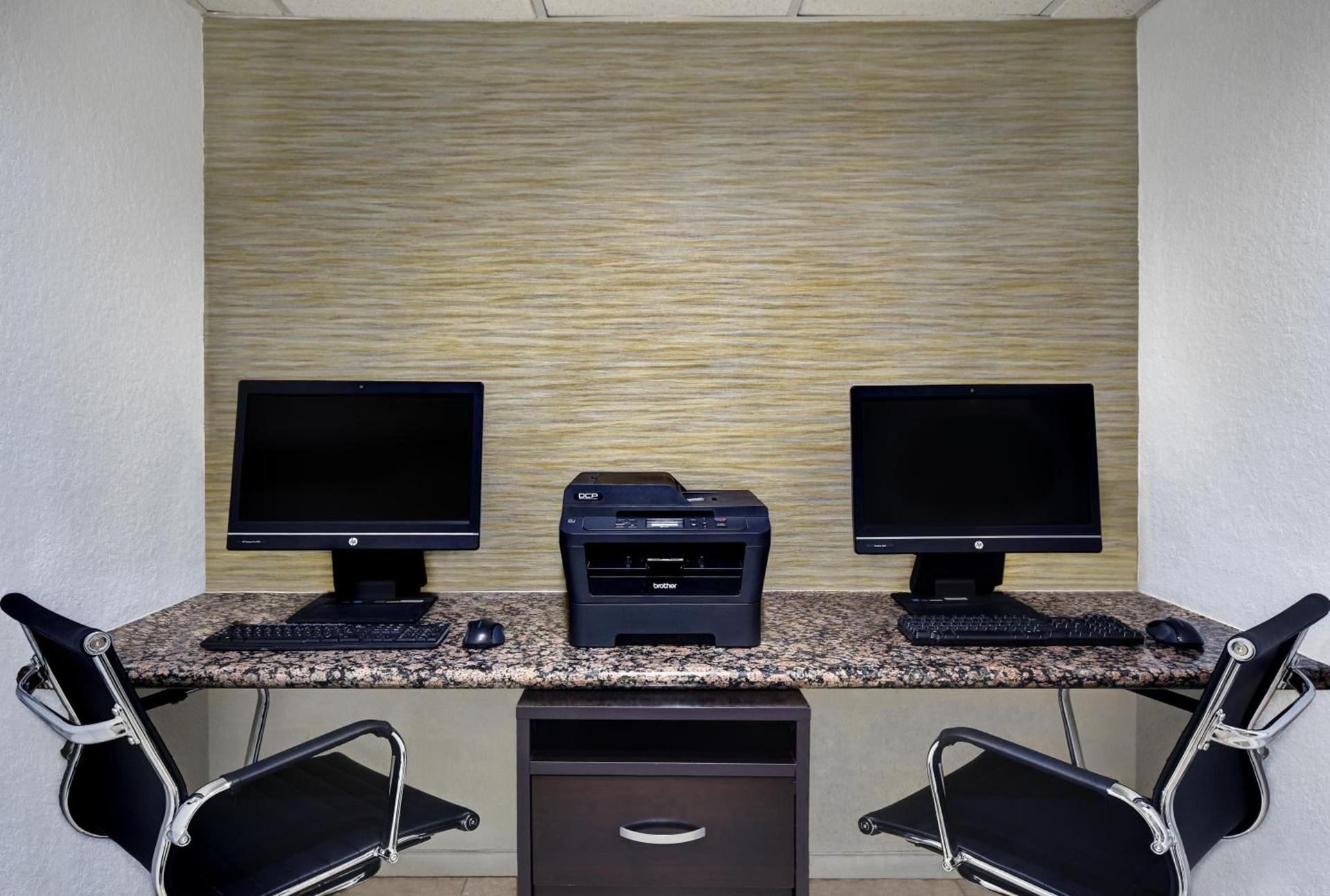 Studio 6 Houston, TX - Westchase photo 11