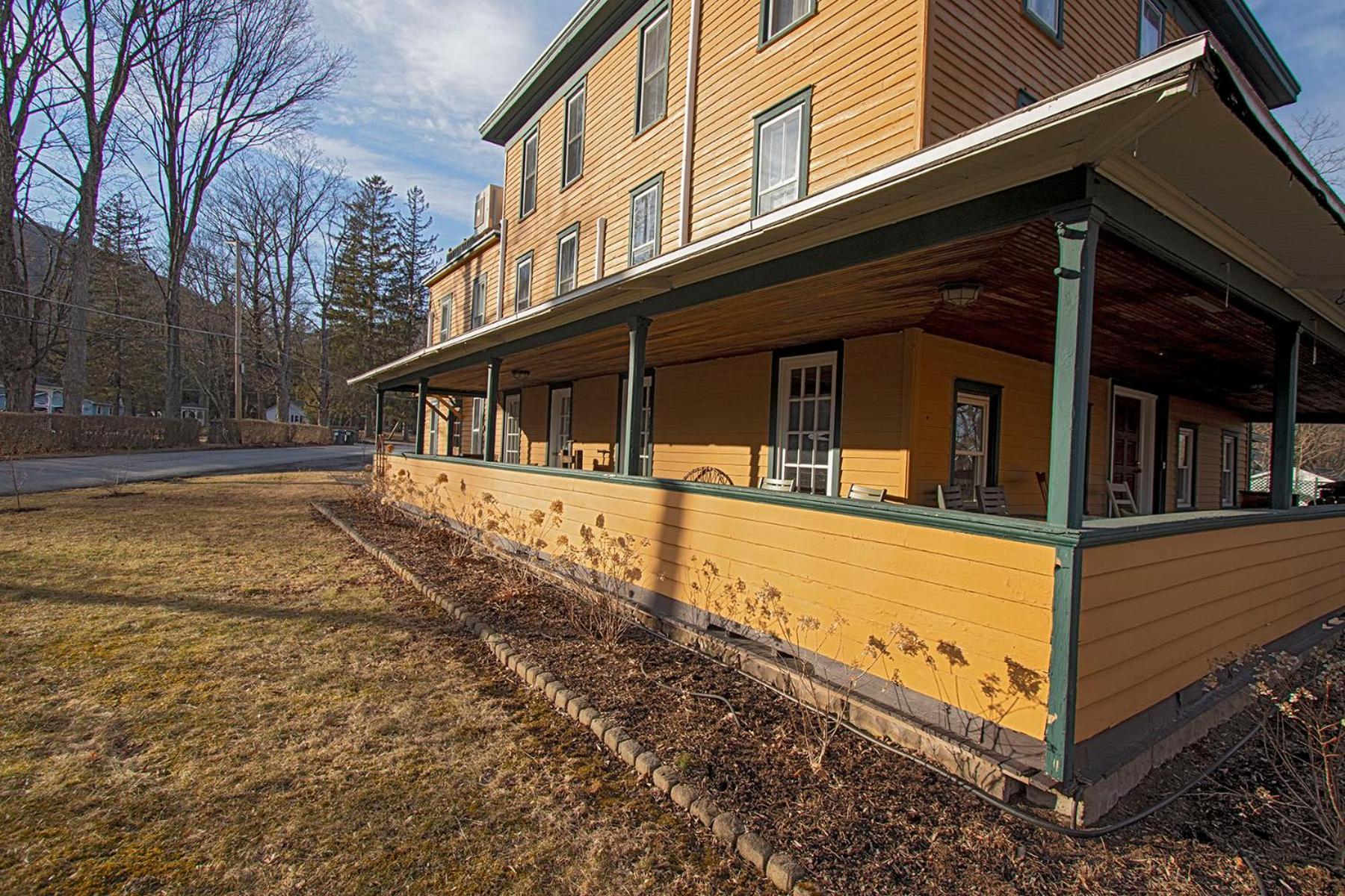 The Woodbine Inn photo 42