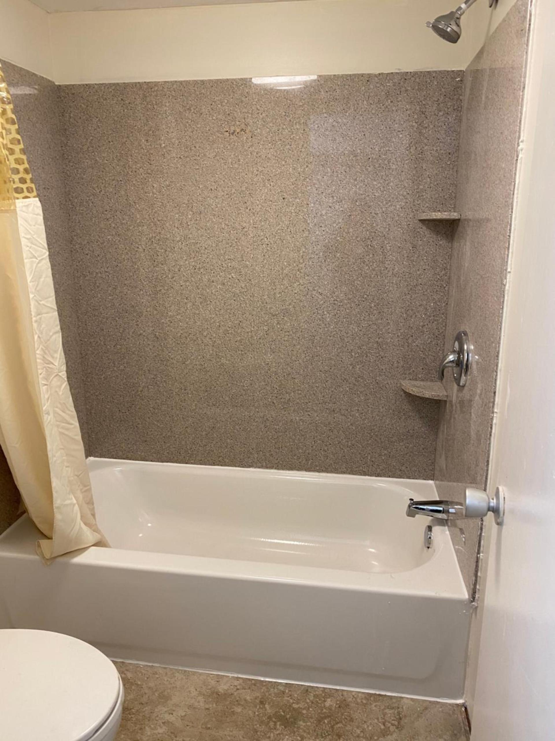 Red Carpet Inn & Suites - Danville photo 36