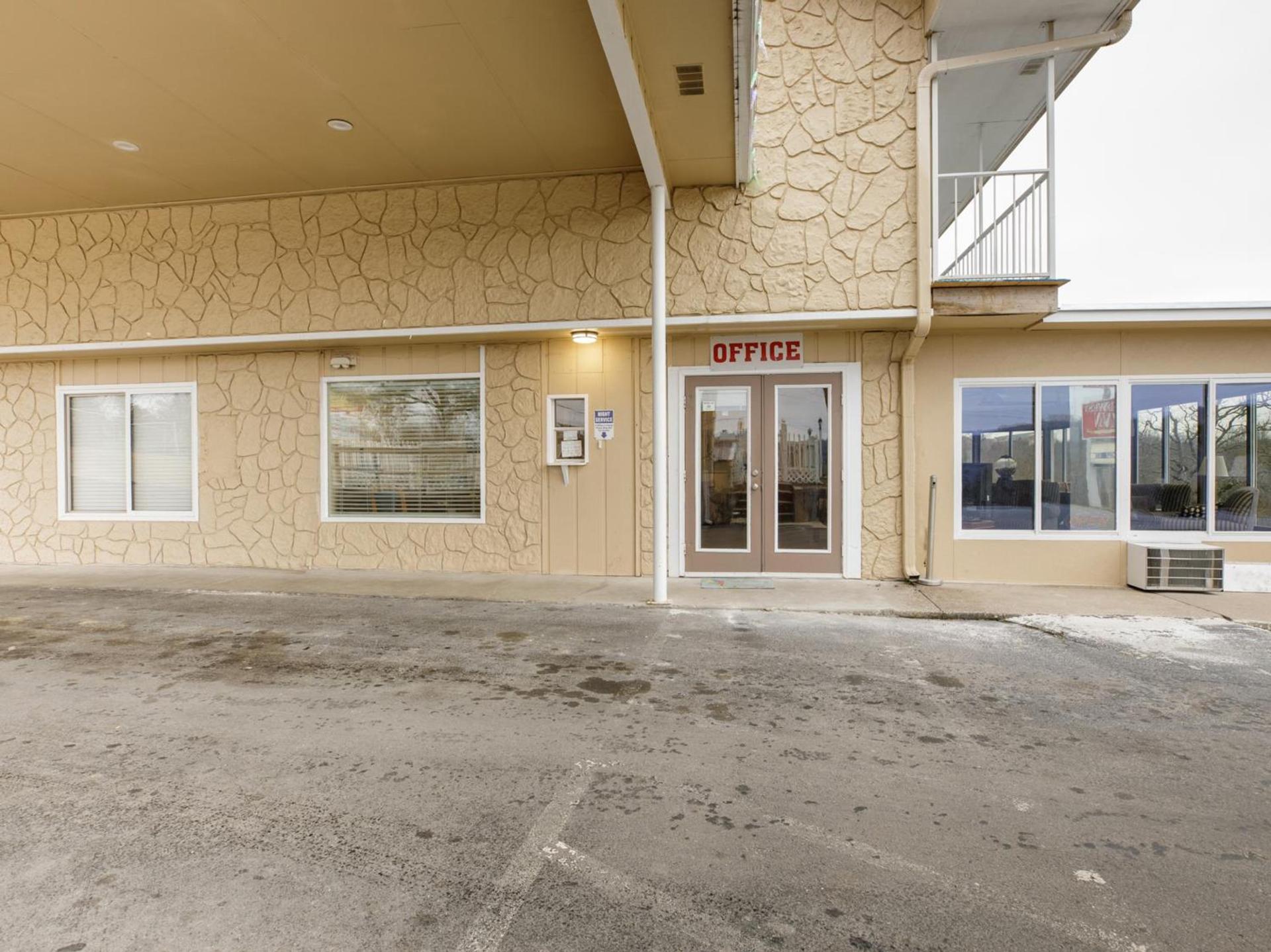 OYO Hotel Branson MO-165 photo 28