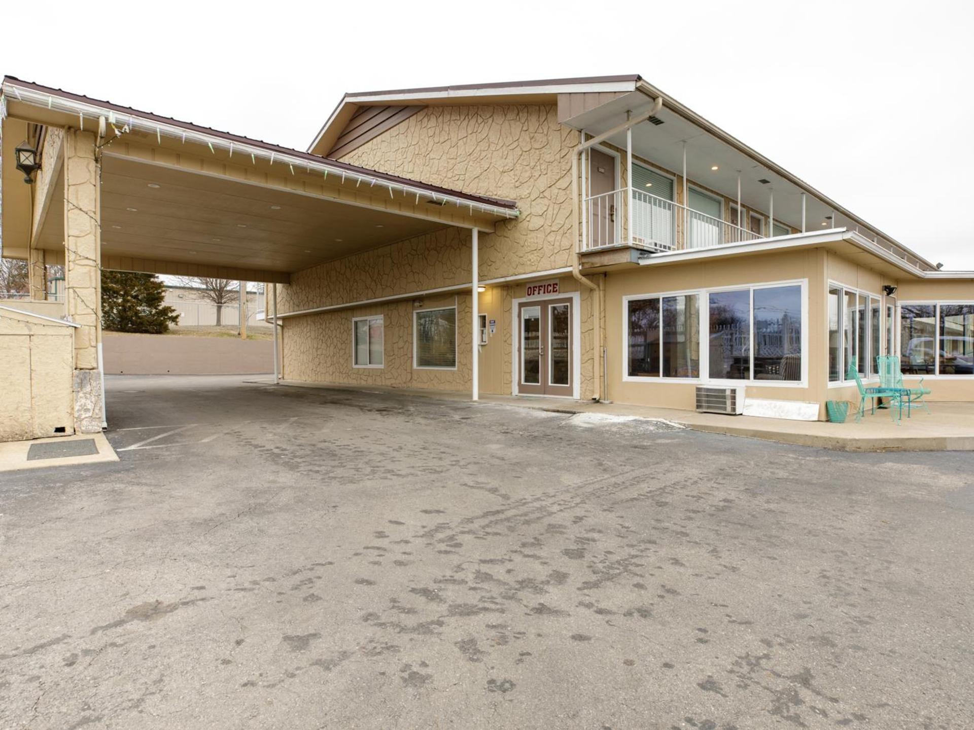 OYO Hotel Branson MO-165 photo 11