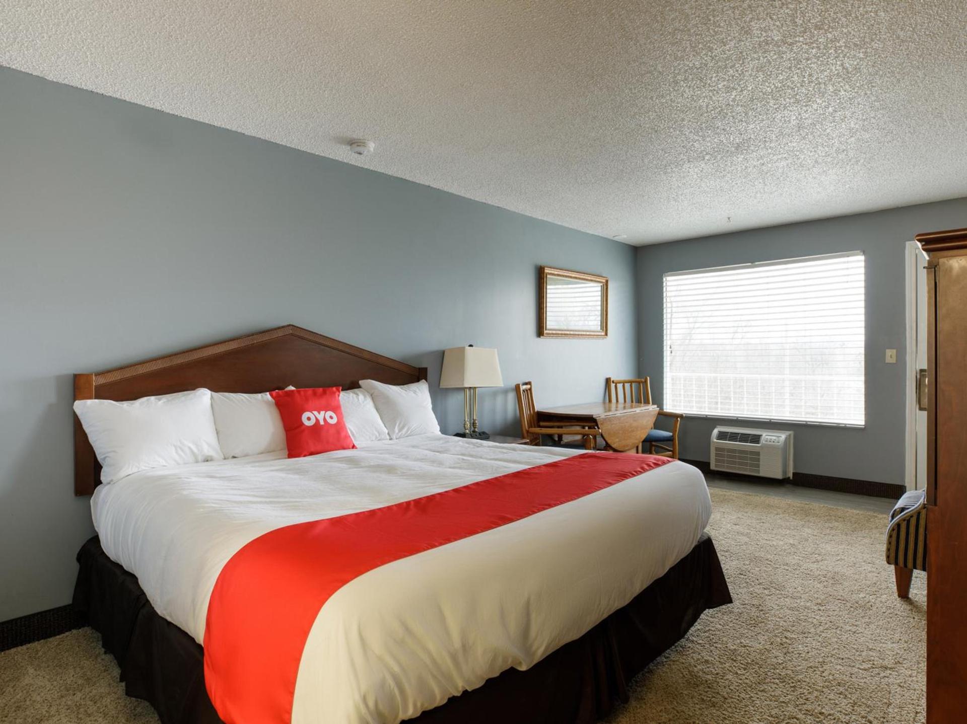 OYO Hotel Branson MO-165 photo 73