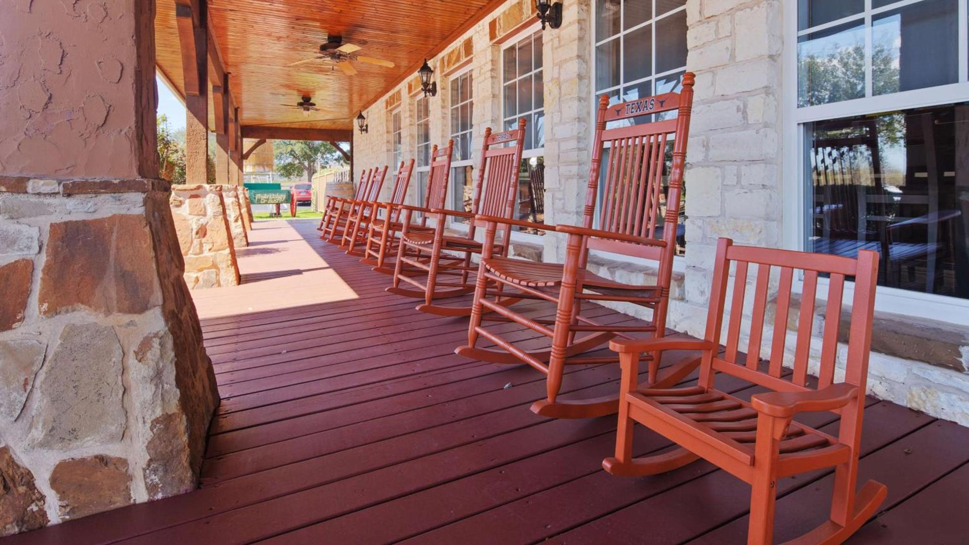 Best Western Plus Fredericksburg photo 6