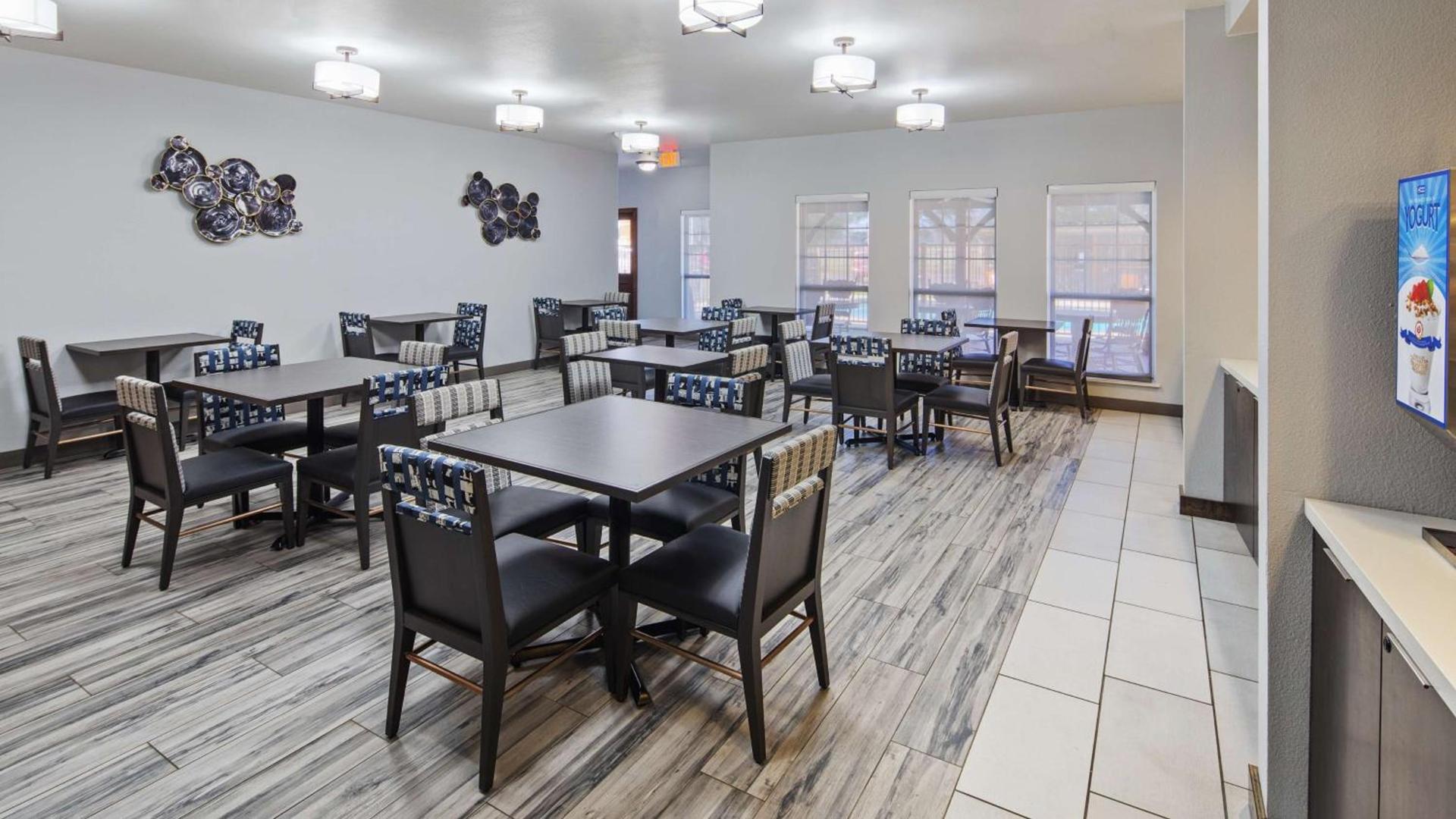 Best Western Plus Fredericksburg photo 22