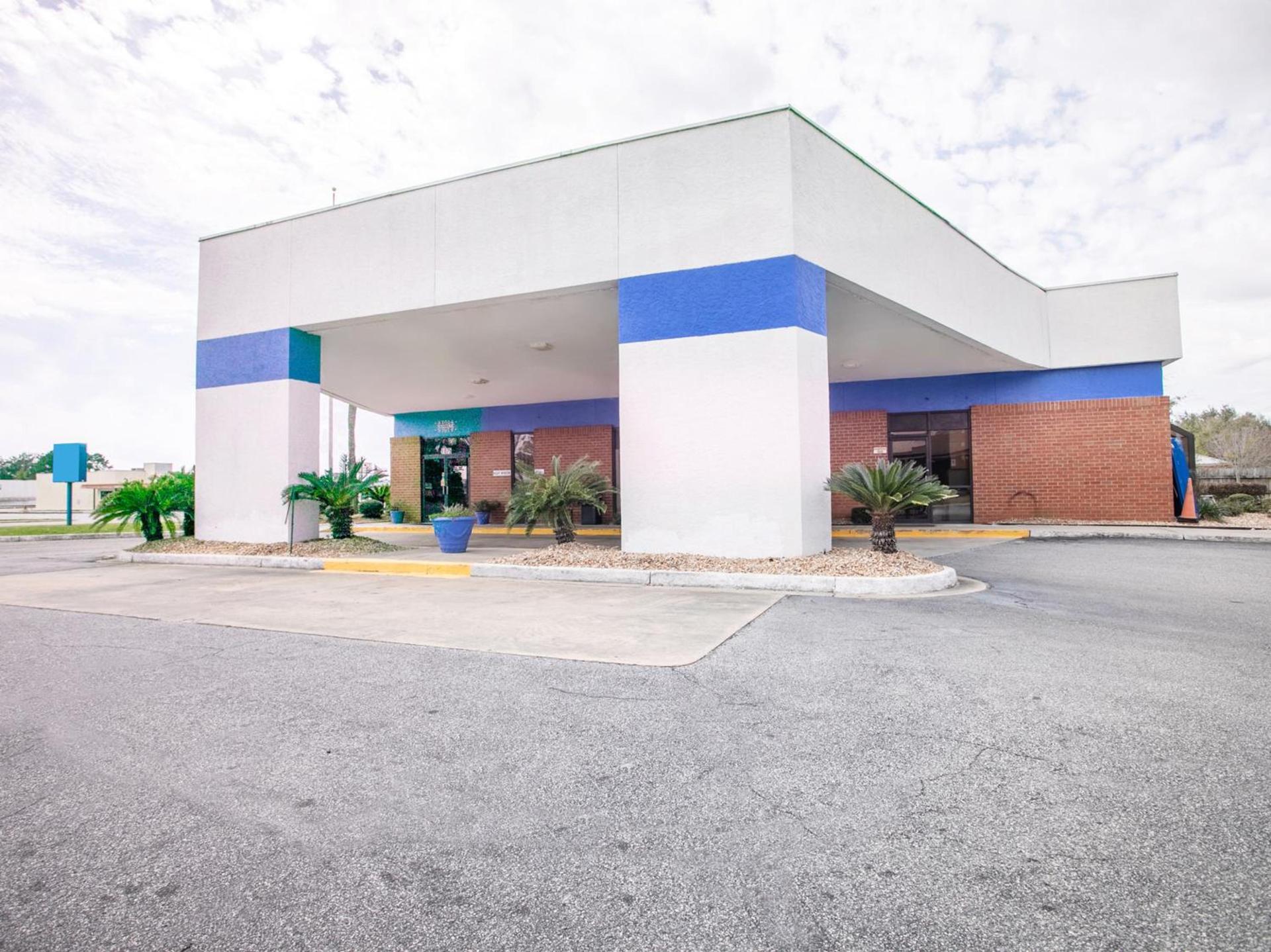 OYO Hotel Lake Park/Valdosta I-75 photo 24