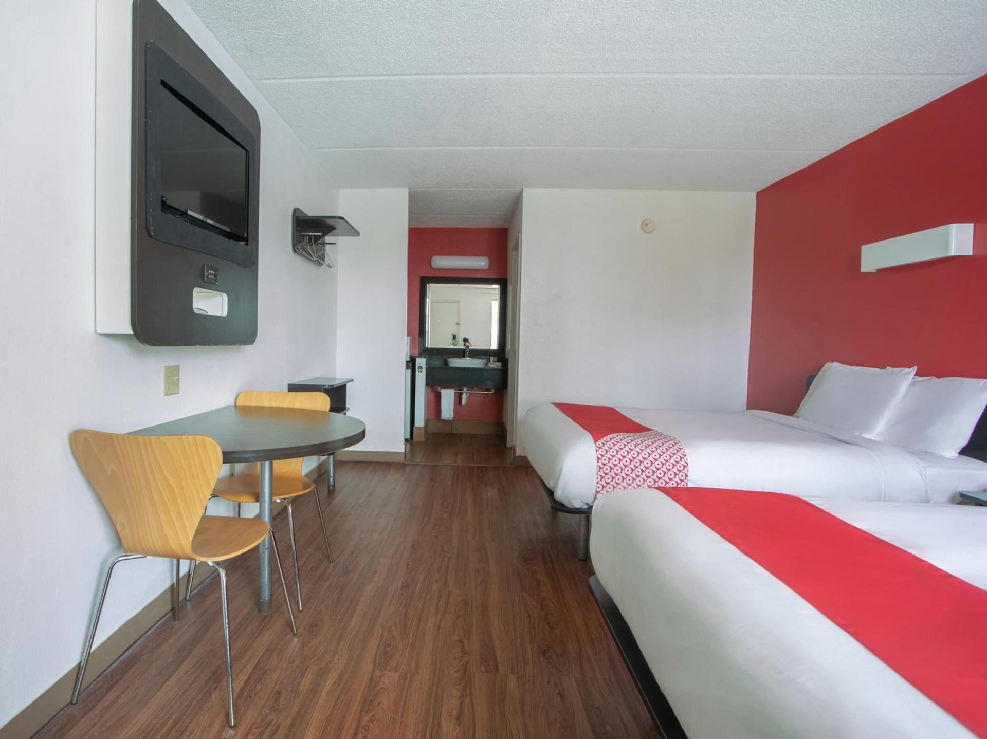 OYO Hotel Lake Park/Valdosta I-75 photo 9