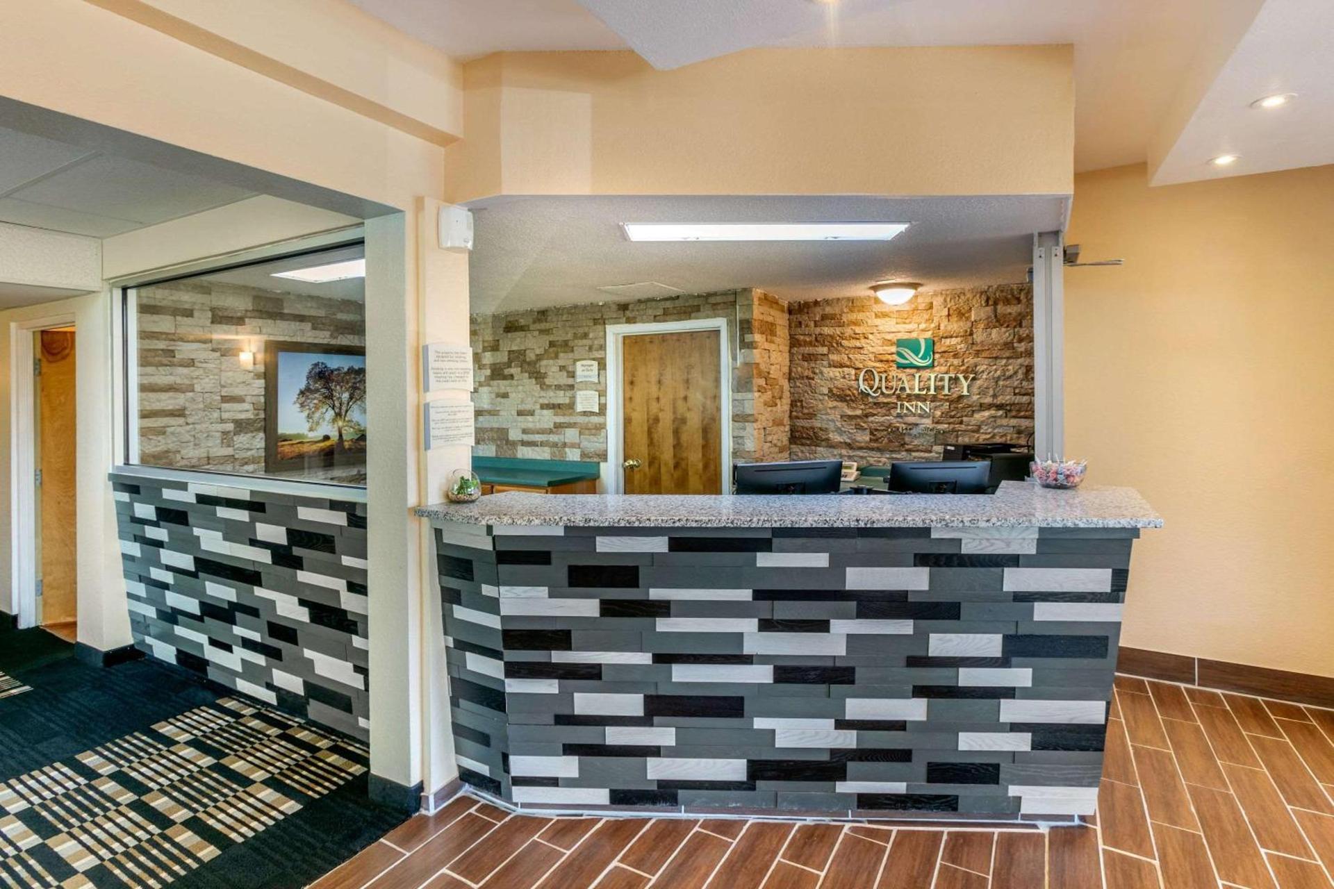Quality Inn Rawlins I-80 photo 7