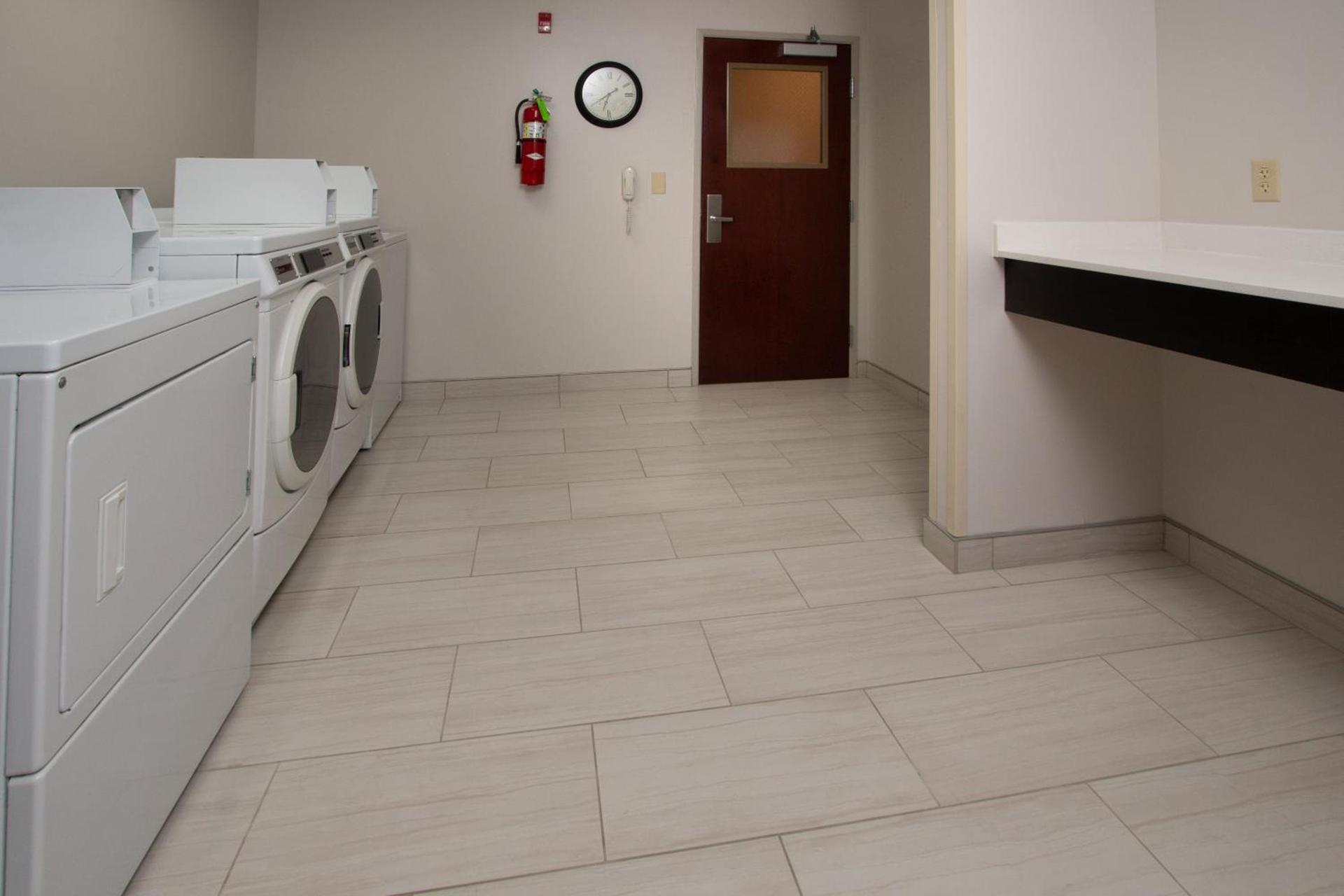 Holiday Inn Express & Suites Tupelo by IHG photo 5