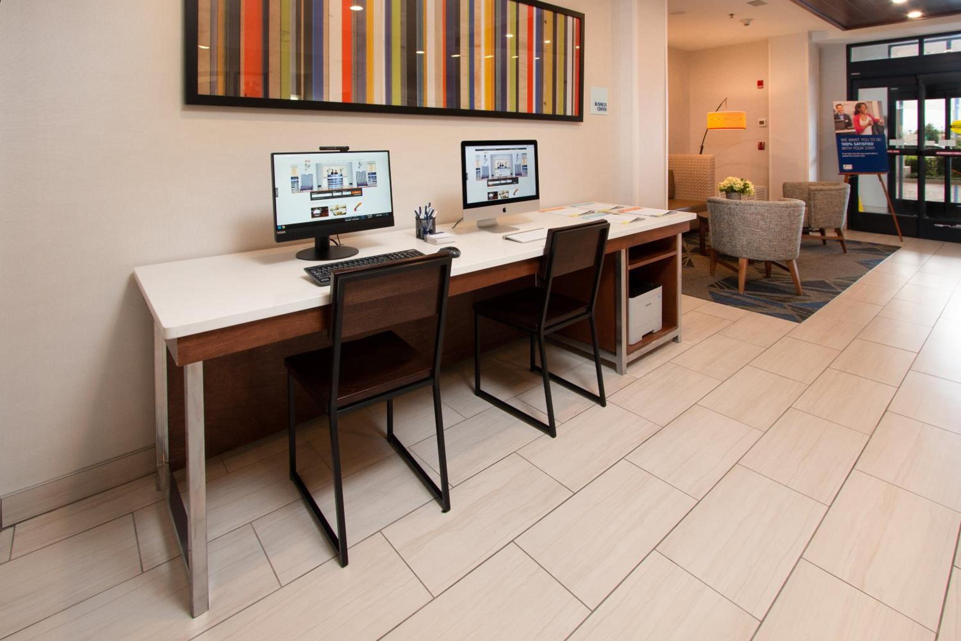 Holiday Inn Express & Suites Tupelo by IHG photo 17