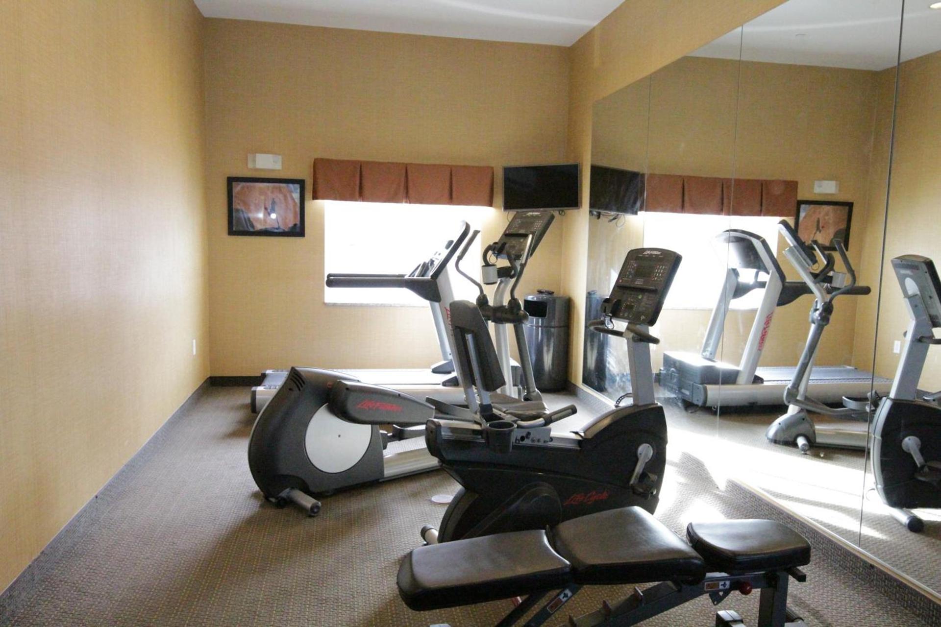 Holiday Inn Express and Suites Montgomery by IHG photo 23