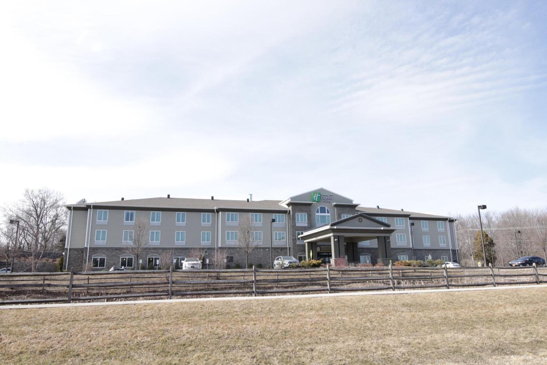 Holiday Inn Express and Suites Montgomery by IHG photo 32