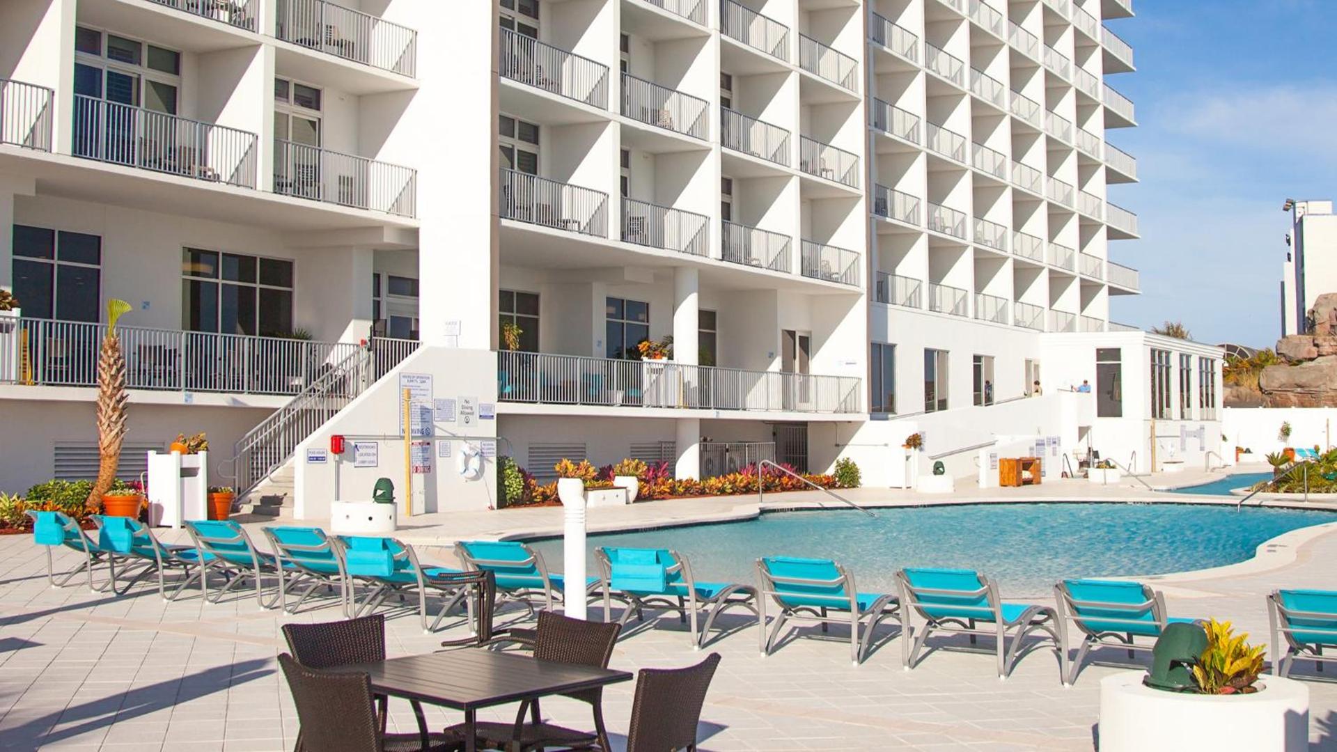 Holiday Inn Express & Suites Panama City Beach - Beachfront by IHG photo 88