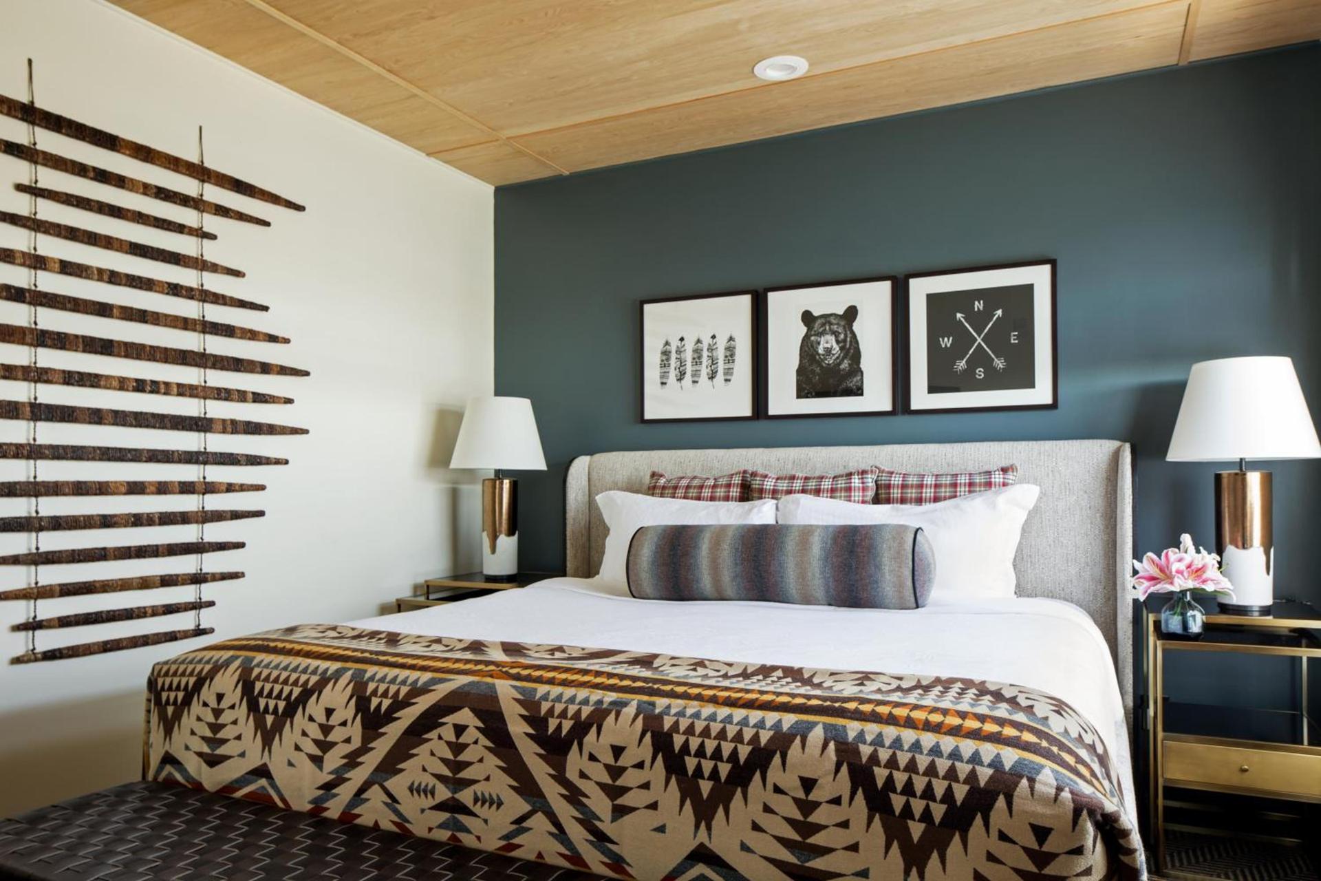 Kimpton Riverplace Hotel by IHG photo 44