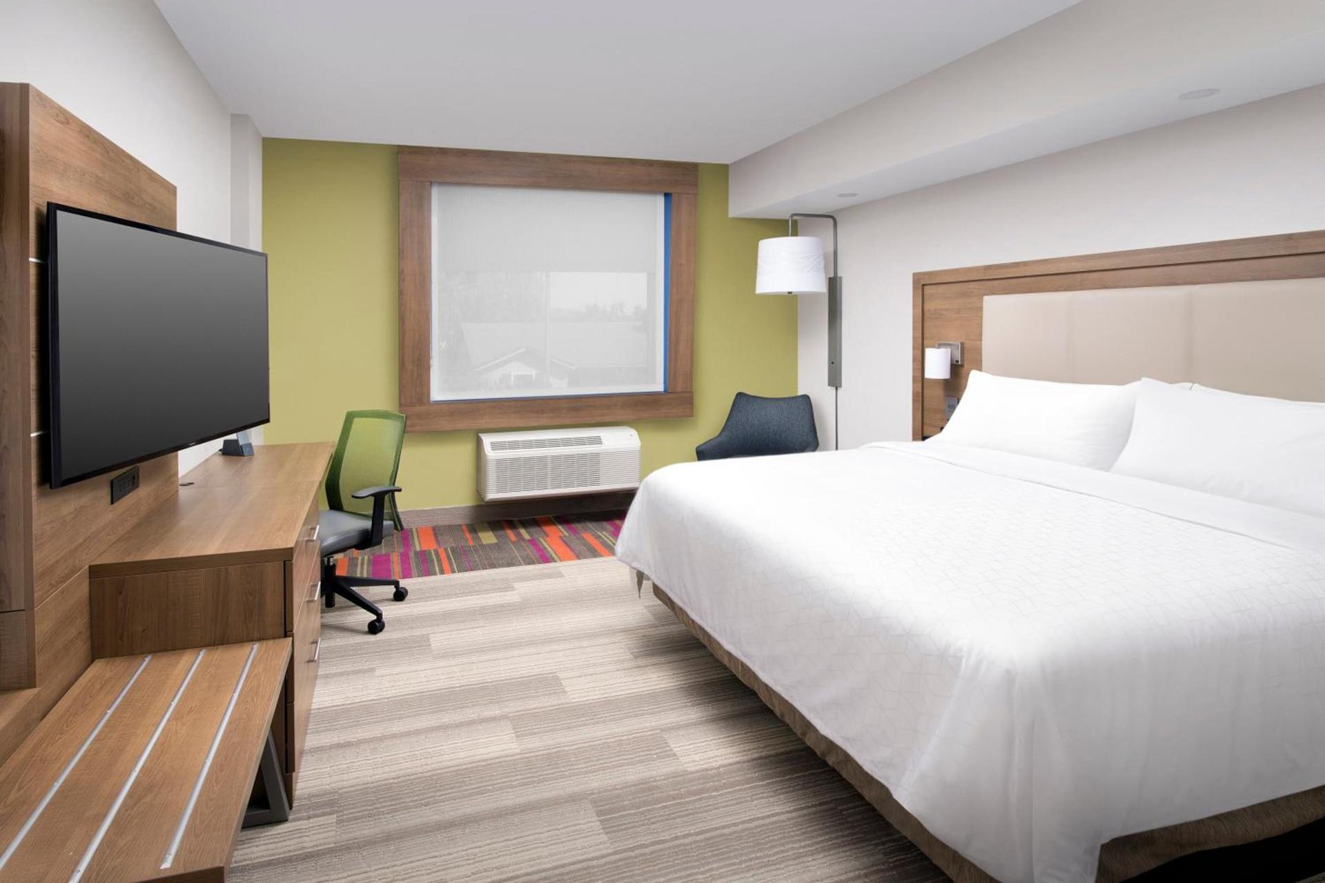 Holiday Inn Express Jacksonville Beach by IHG photo 40