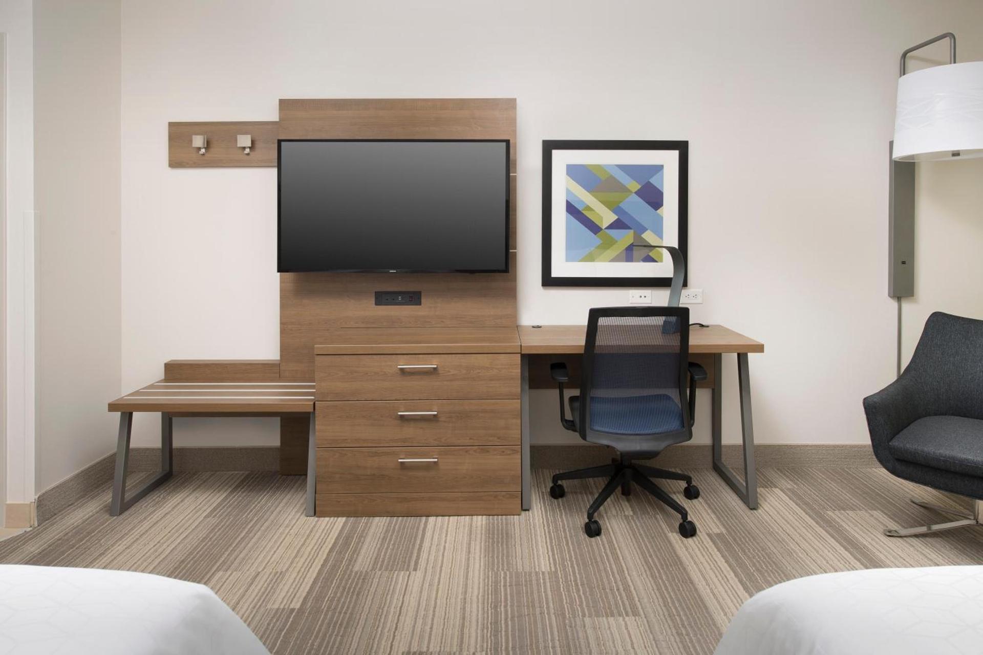 Holiday Inn Express Jacksonville Beach by IHG photo 17