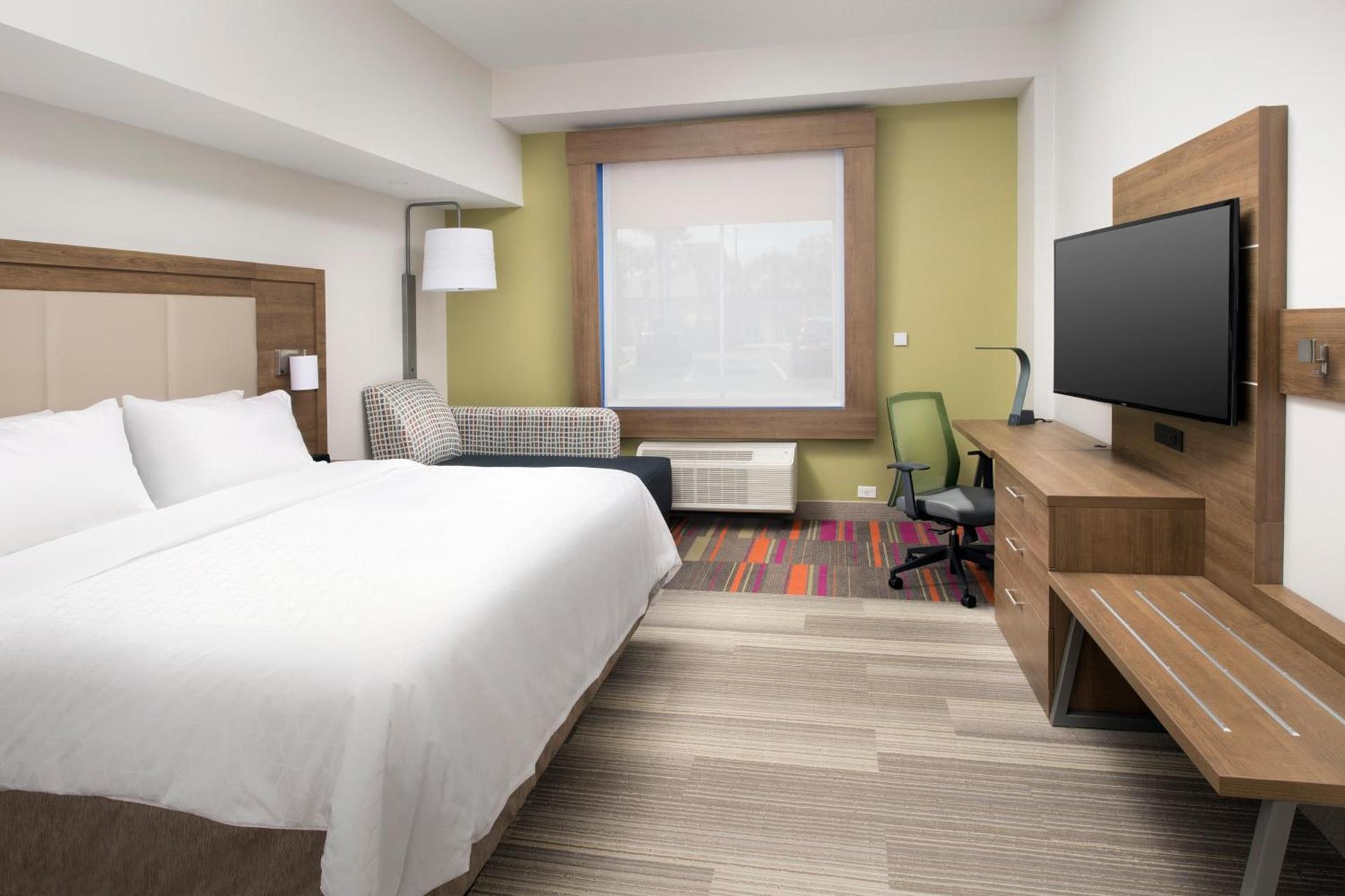 Holiday Inn Express Jacksonville Beach by IHG photo 7