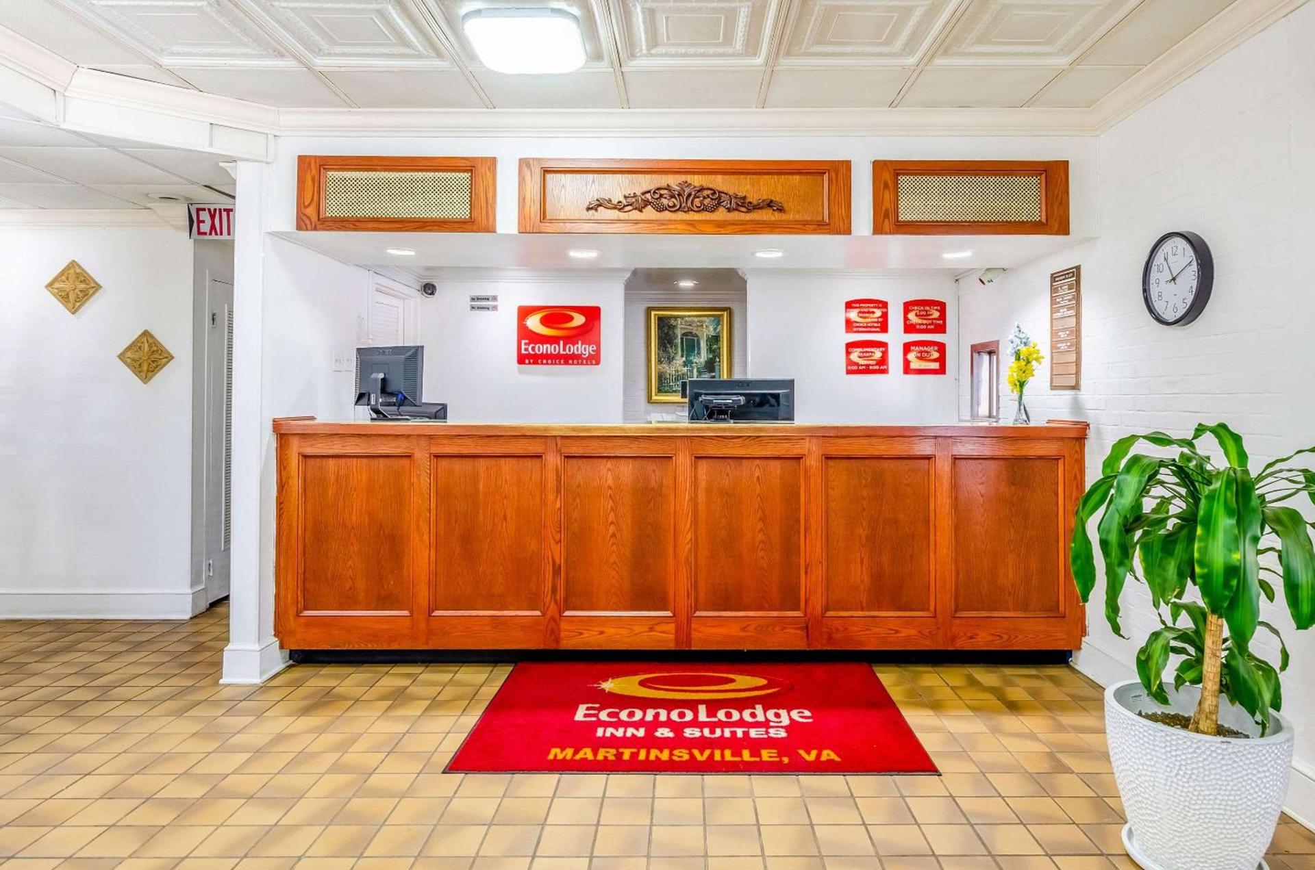 Econo Lodge Martinsville photo 5