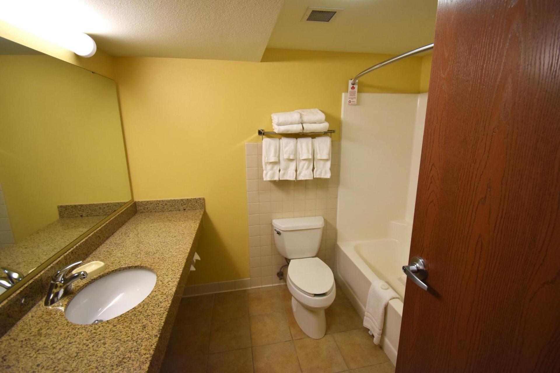 Canad Inns Destination Center Grand Forks photo 44