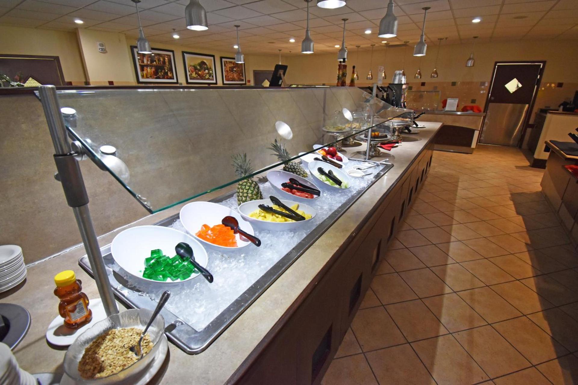 Canad Inns Destination Center Grand Forks photo 35