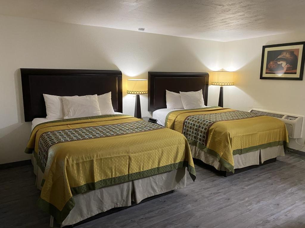 Palomino Motel photo 5