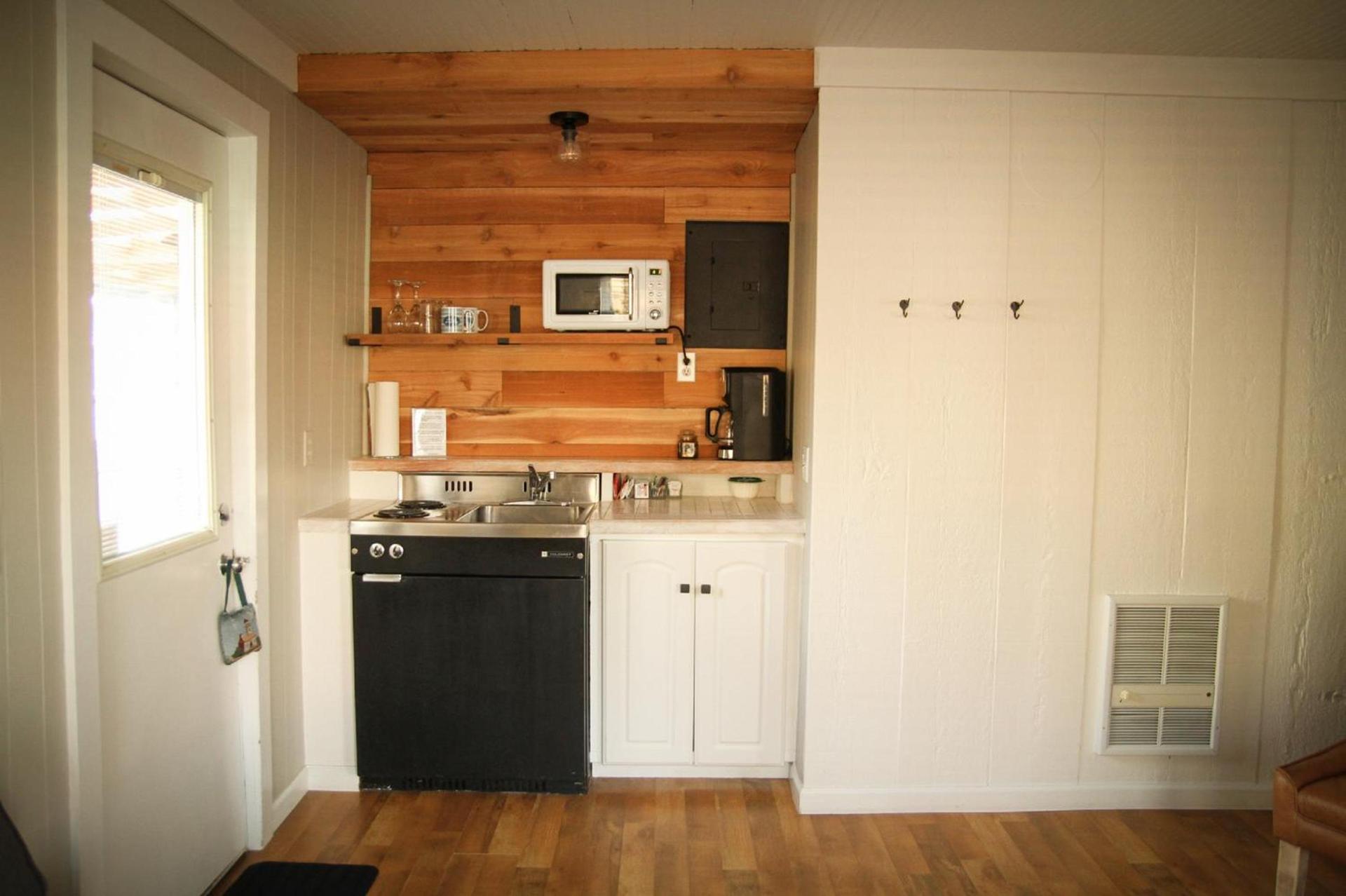 Boardwalk Cottages photo 58