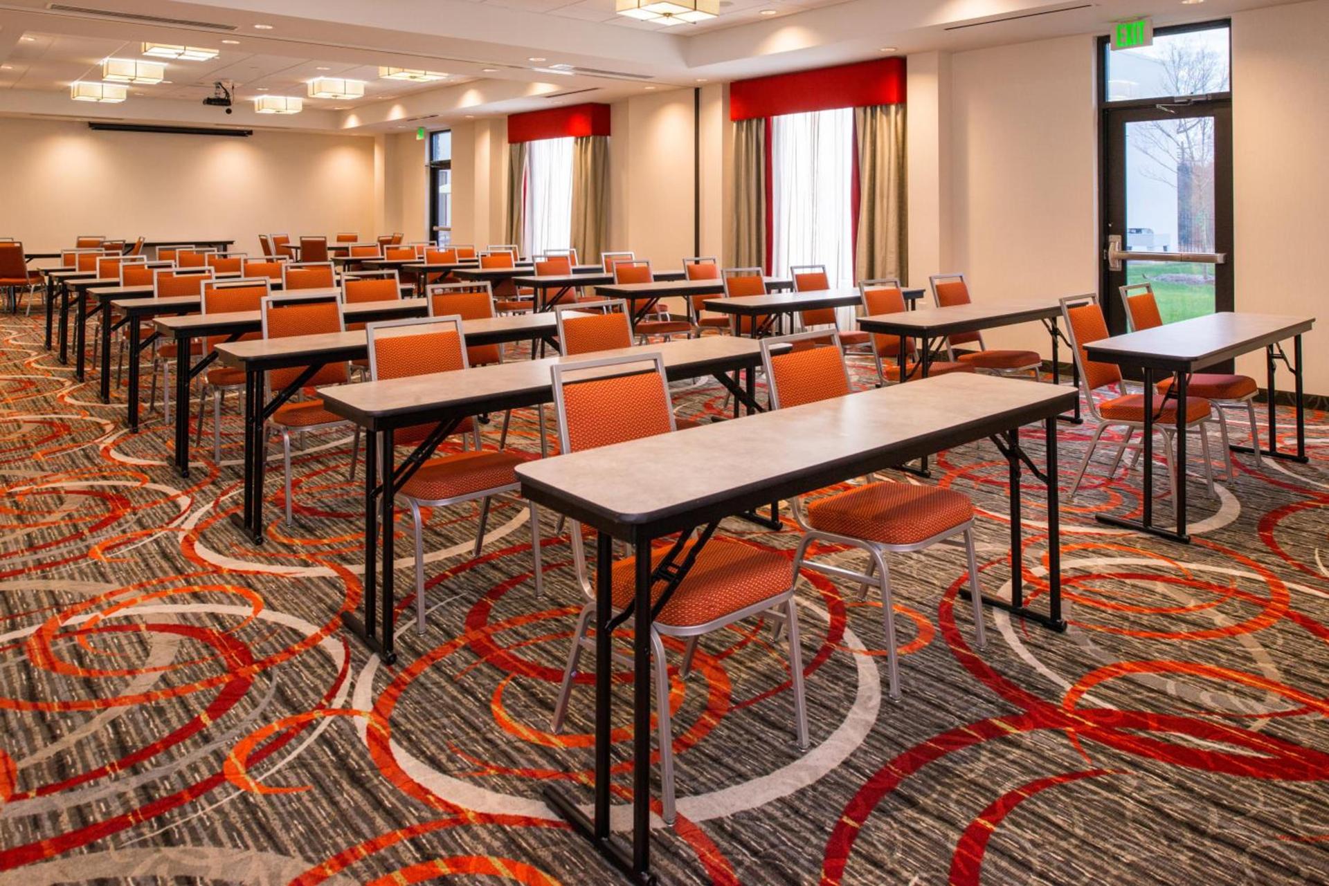 Holiday Inn Express & Suites Monroe by IHG photo 60